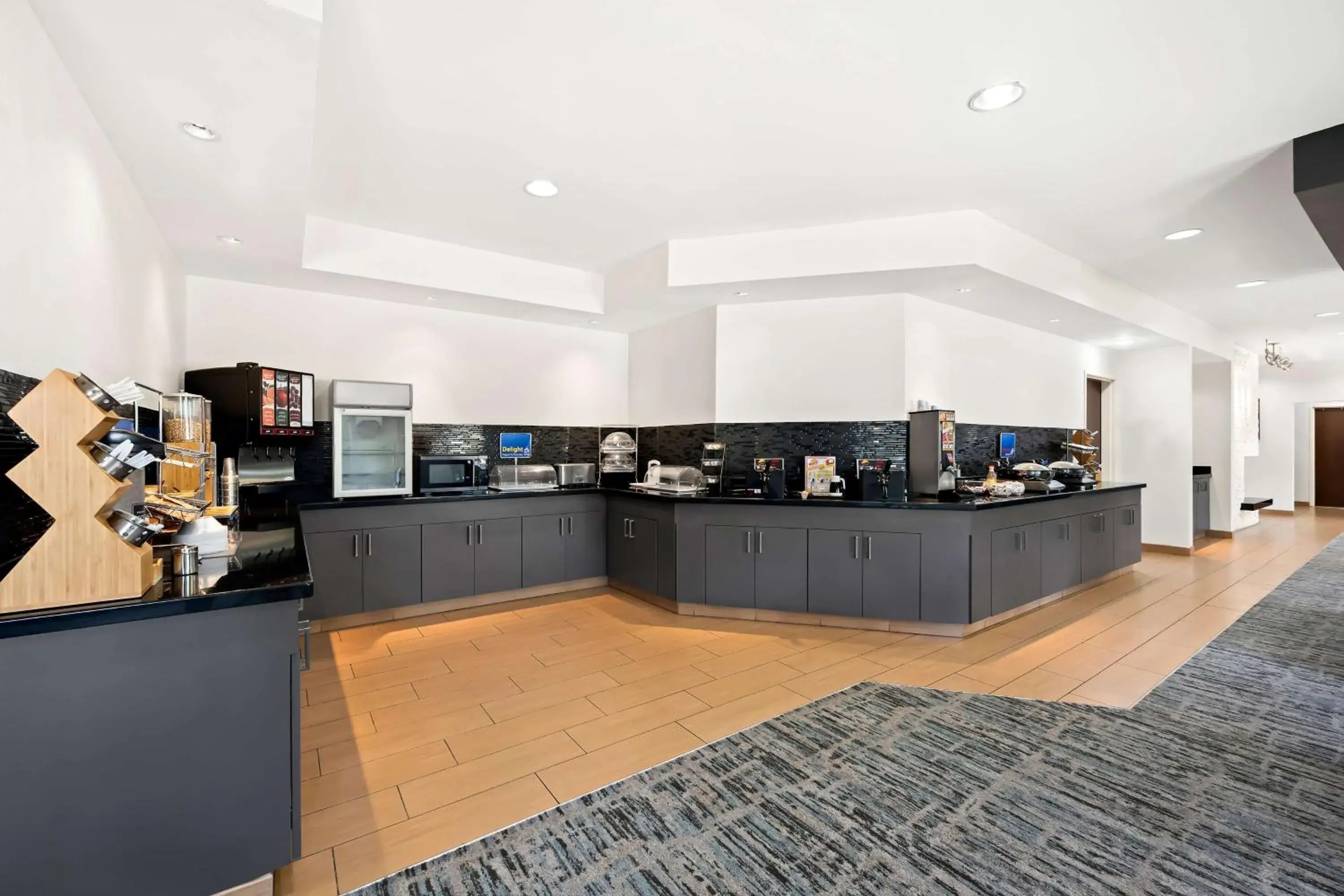 Breakfast in Best Western Bryan College Station Breakfast in Best Western Bryan College Station