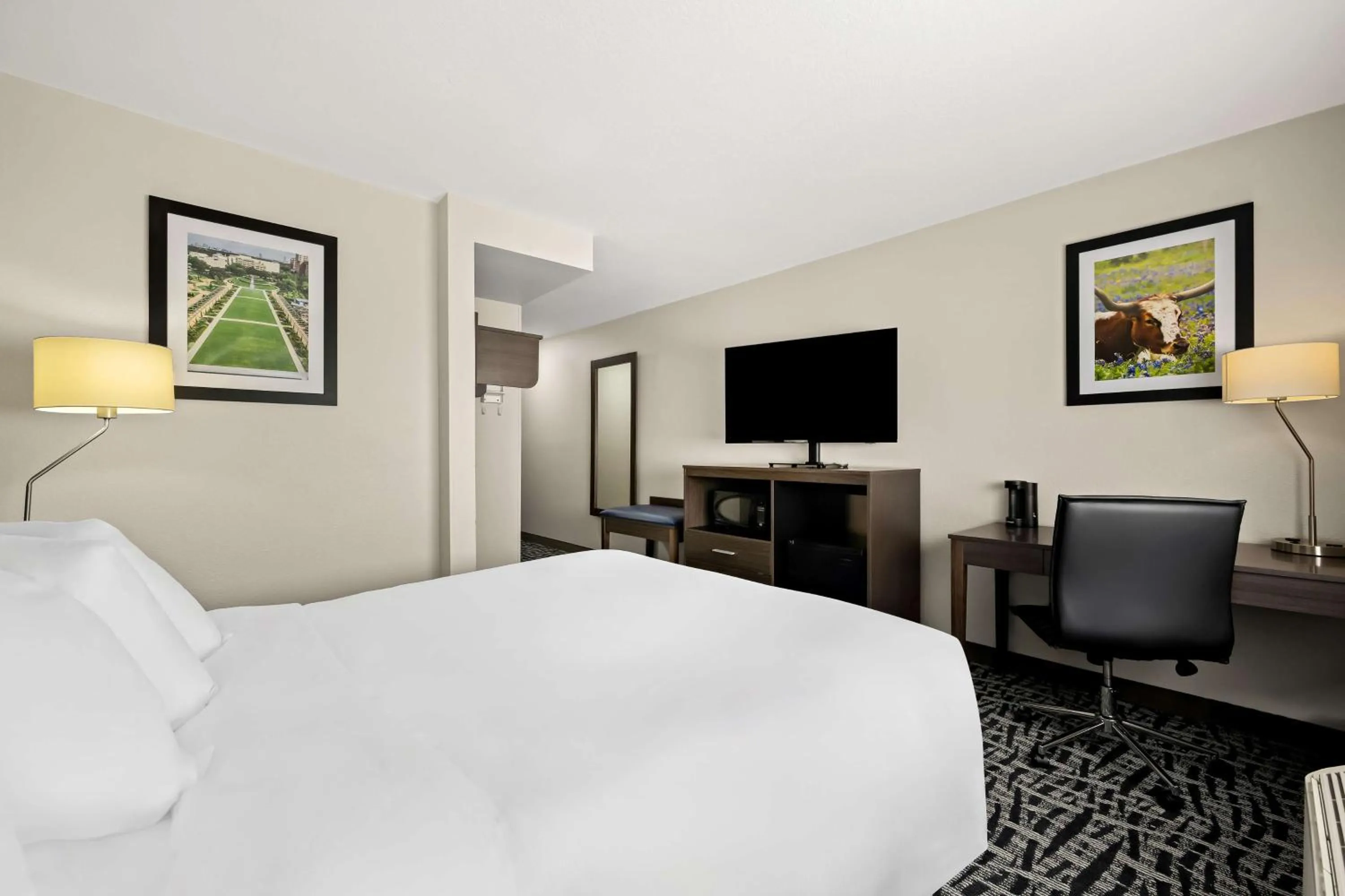 Bedroom, Bed in Best Western Bryan College Station