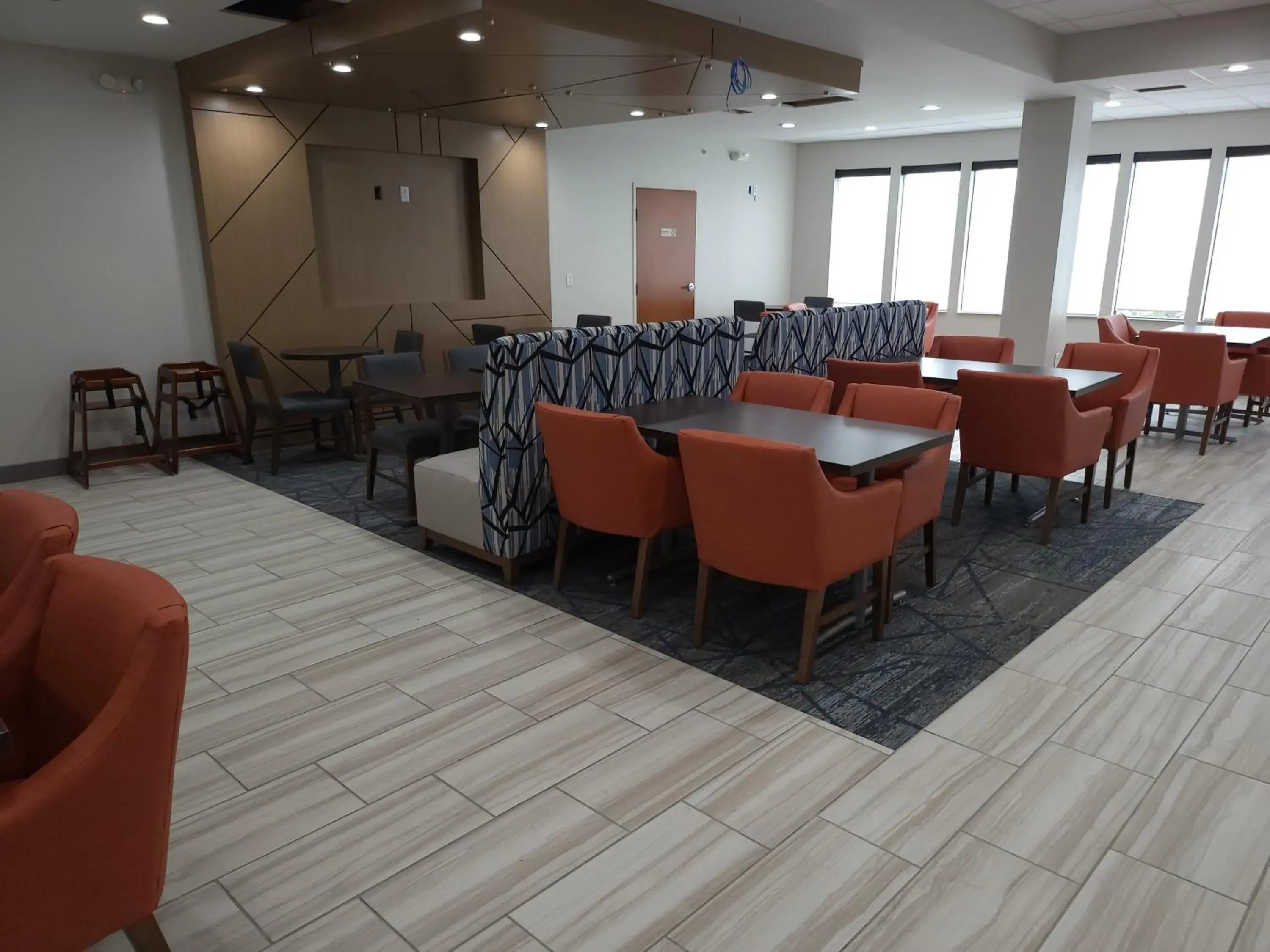 Property building in Holiday Inn Express Hotel & Suites Tipp City by IHG Property building in Holiday Inn Express Hotel & Suites Tipp City by IHG