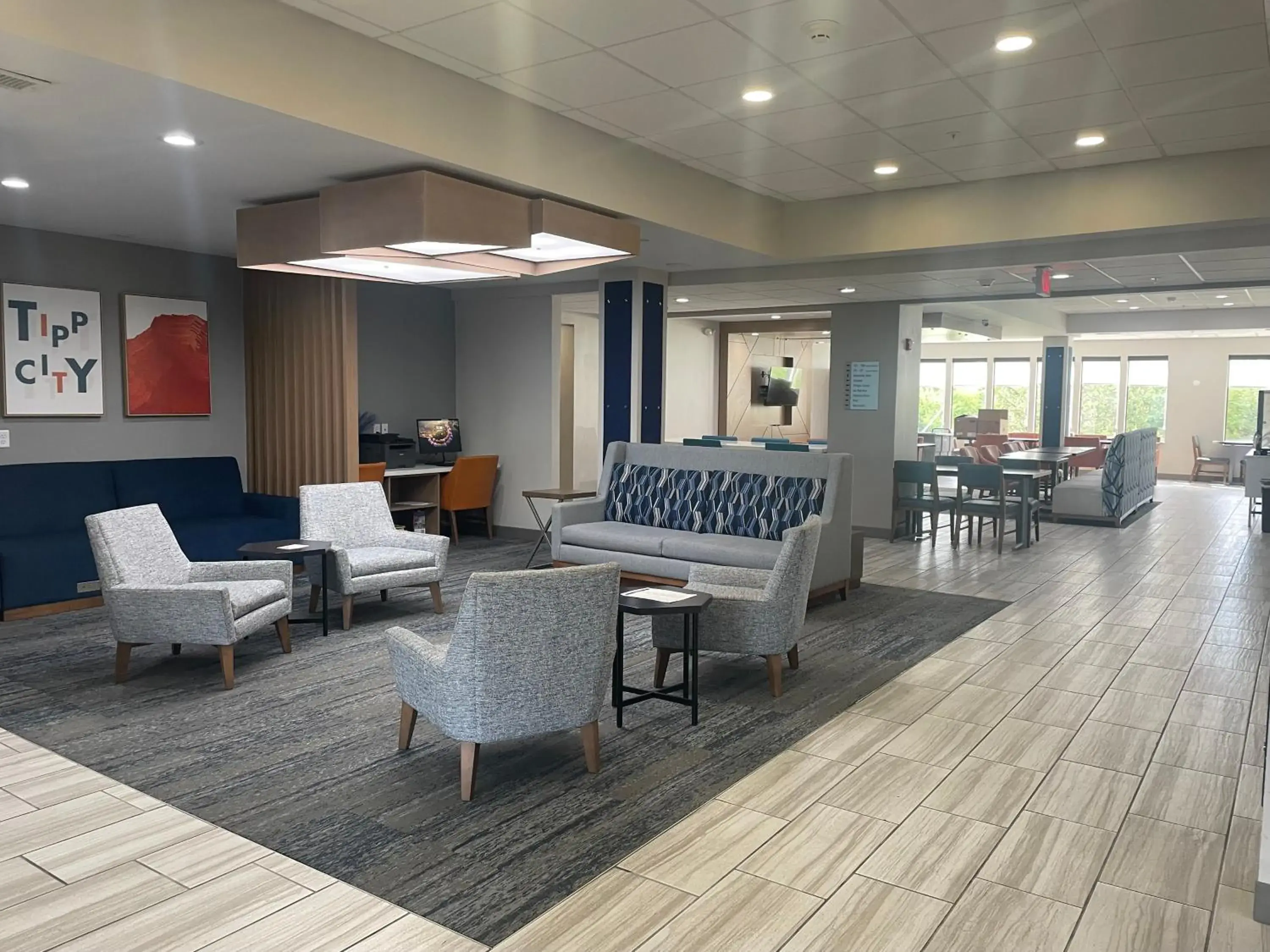 Property building in Holiday Inn Express Hotel & Suites Tipp City by IHG Property building in Holiday Inn Express Hotel & Suites Tipp City by IHG