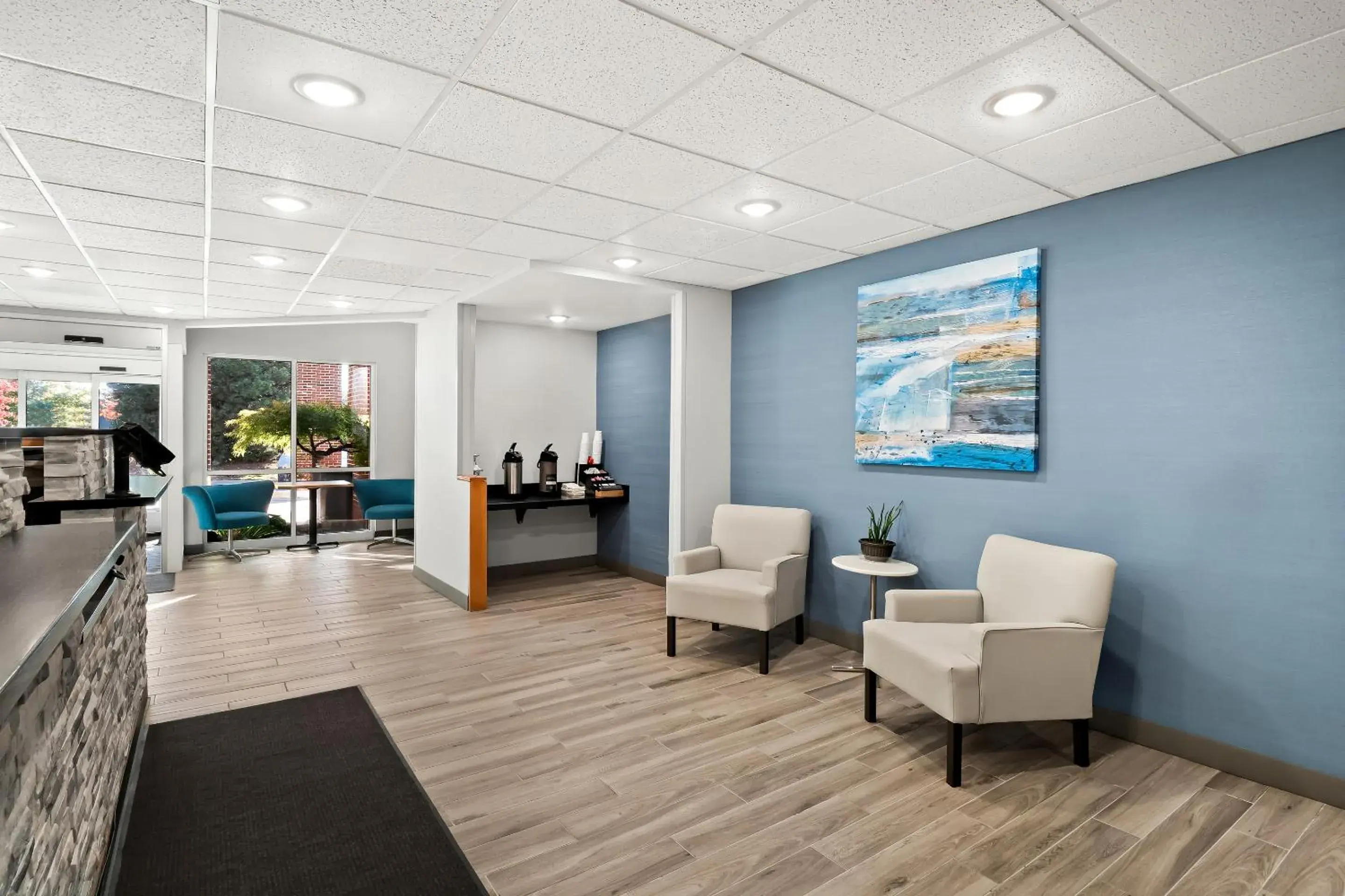 Lobby or reception in HomeTowne Studios by Red Roof East Lansing - Okemos Lobby or reception in HomeTowne Studios by Red Roof East Lansing - Okemos