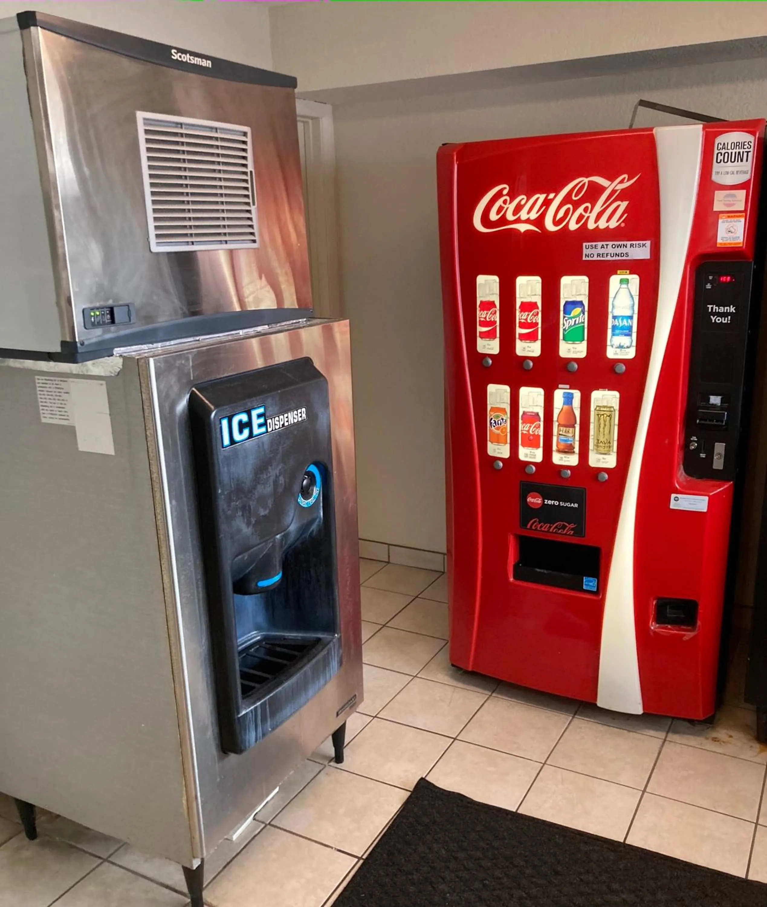 Other in HomeTowne Studios by Red Roof East Lansing - Okemos