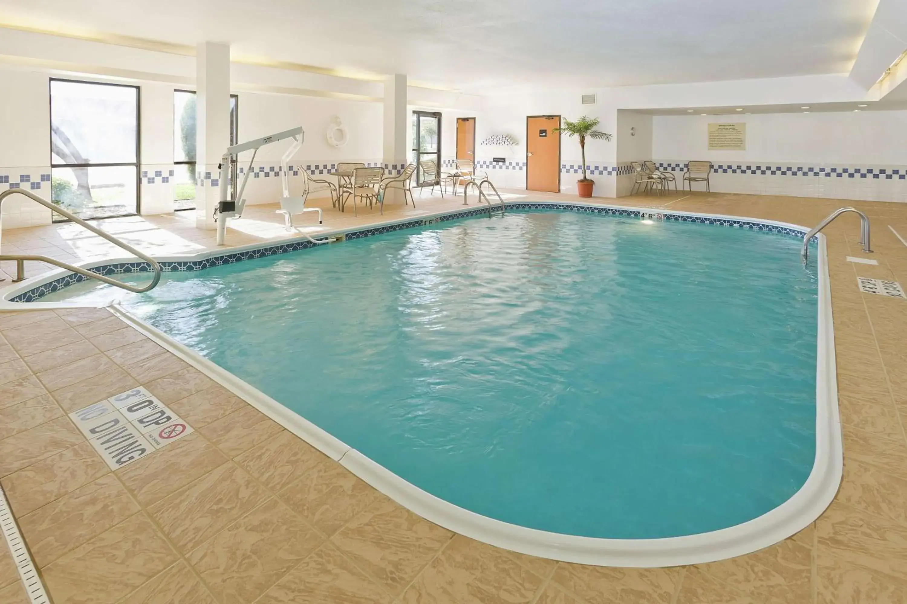 Pool view in Hampton Inn San Angelo Pool view in Hampton Inn San Angelo