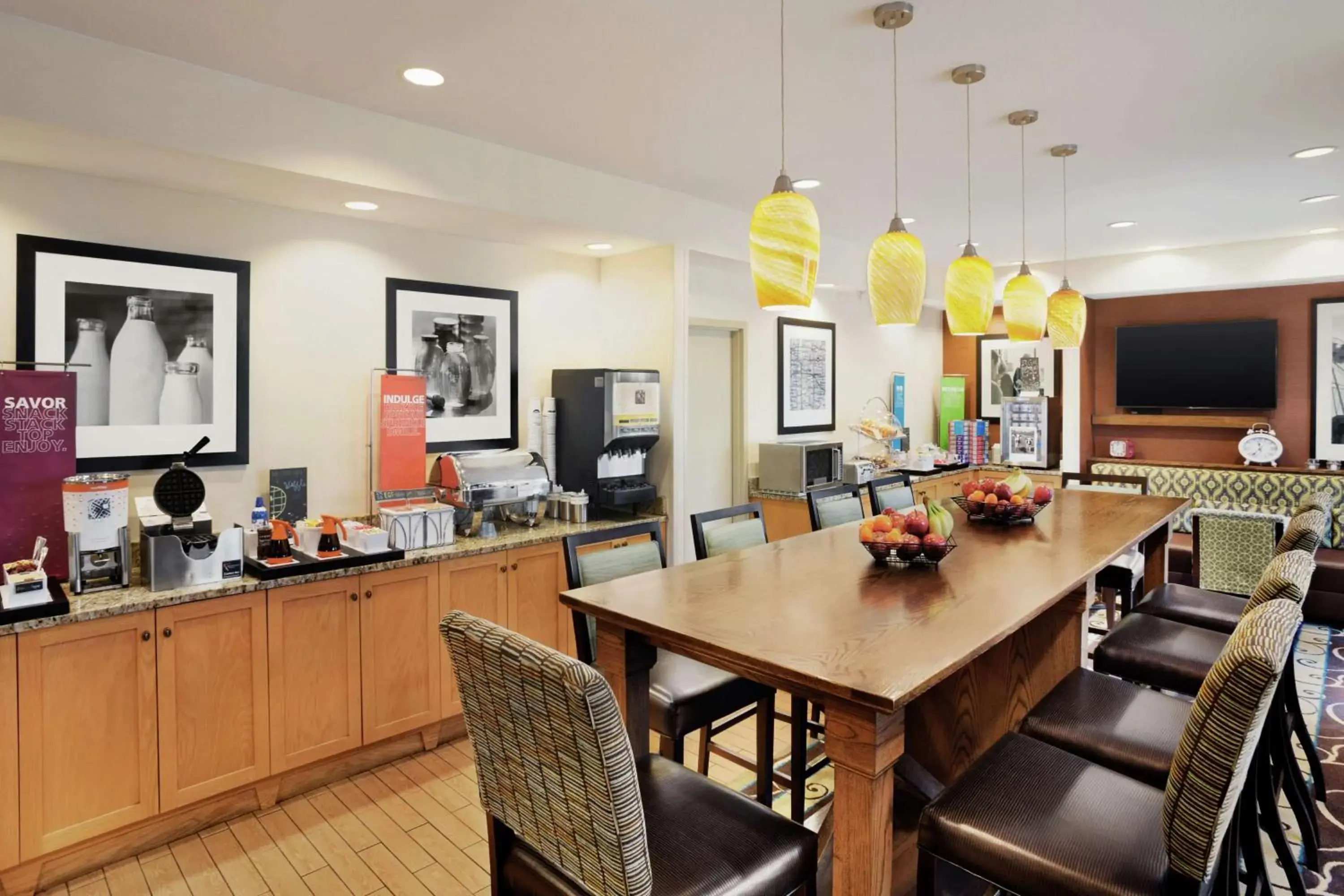 Property building in Hampton Inn Shawnee Property building in Hampton Inn Shawnee