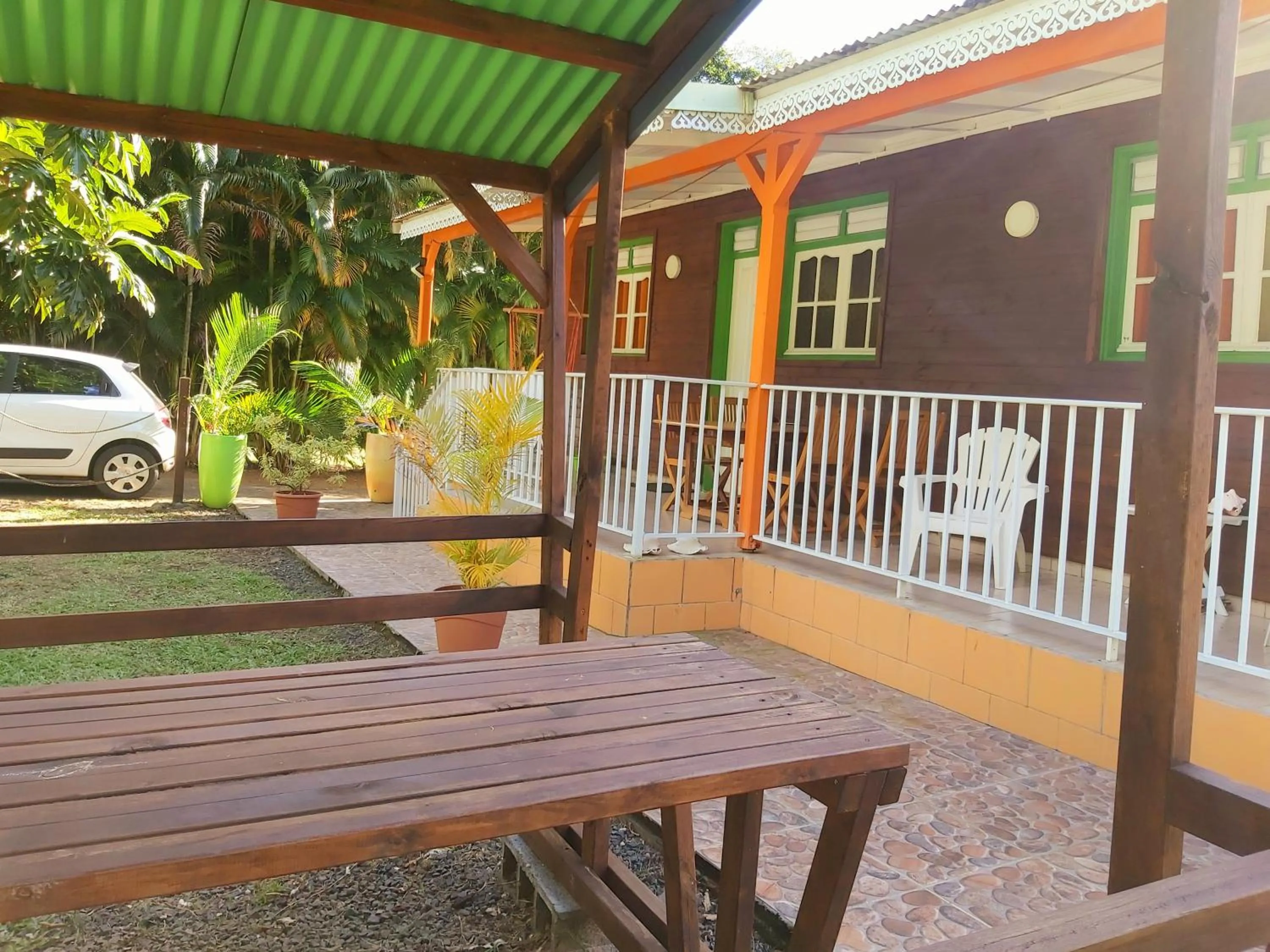 Property building in Bungalow PAPAYE