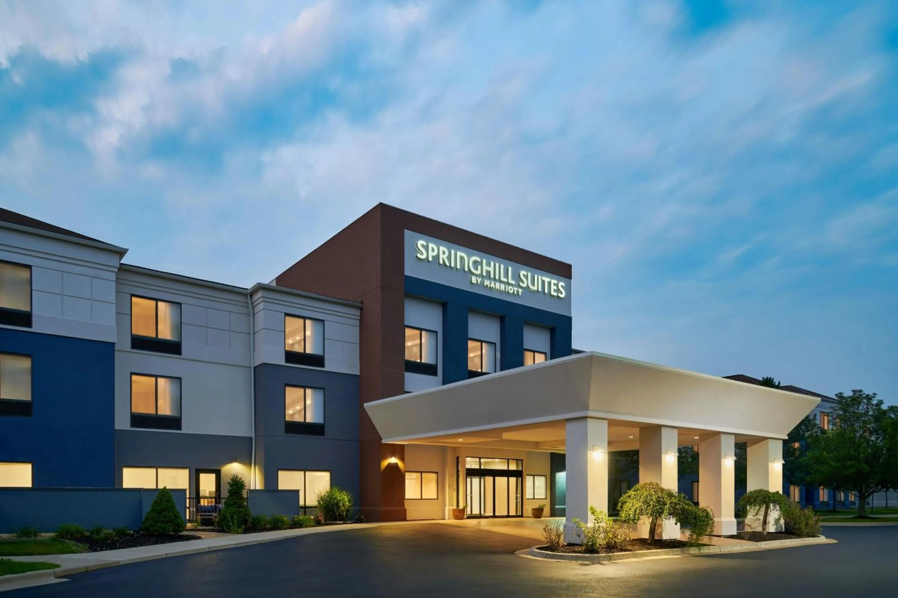 Property building in SpringHill Suites by Marriott Lansing