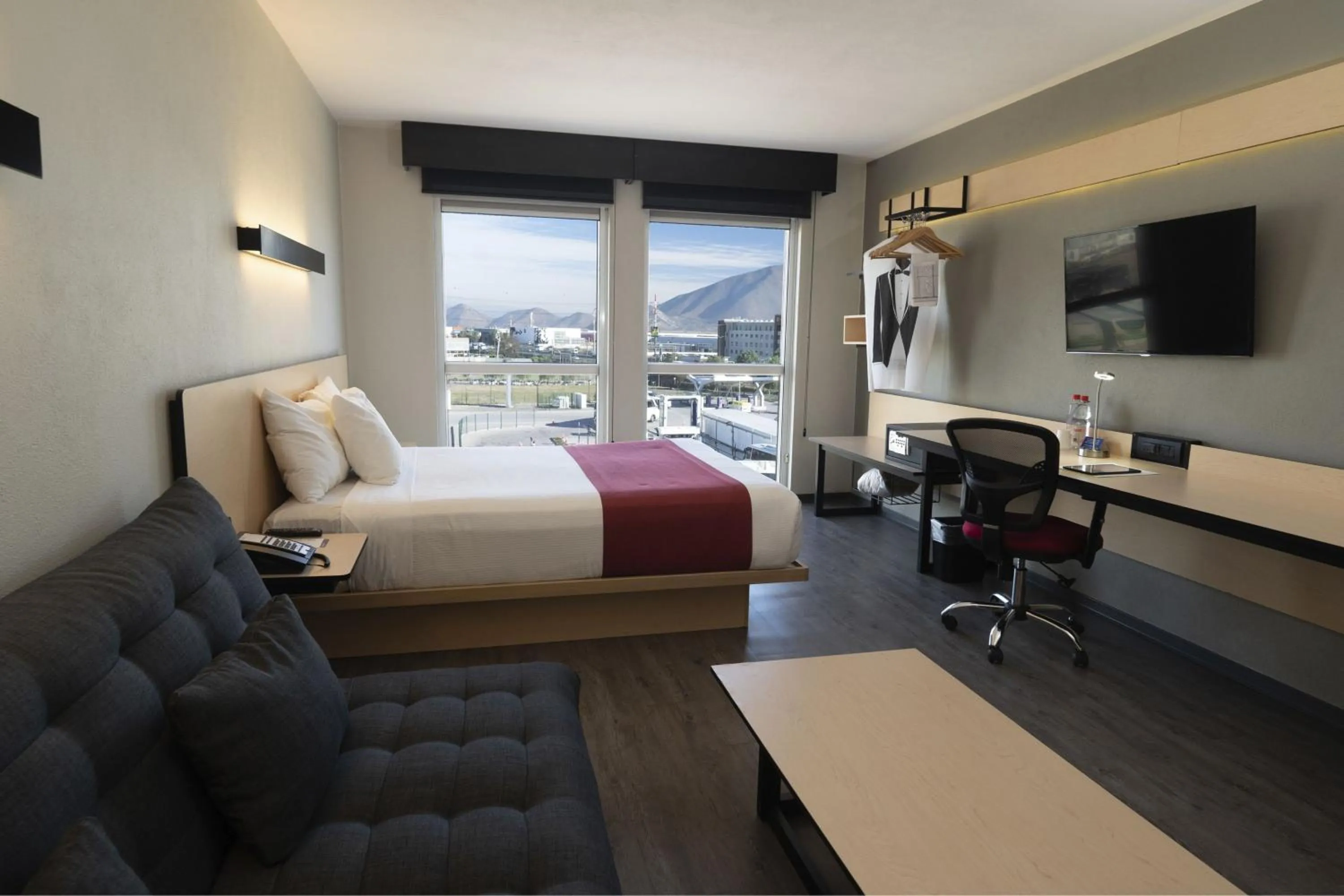 Bedroom, Bed in City Express by Marriott Santiago Aeropuerto