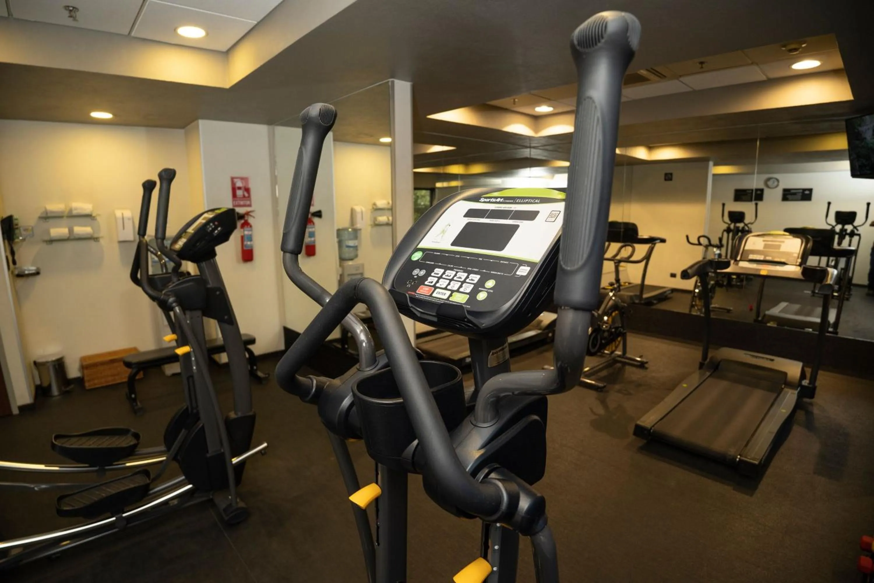 Fitness centre/facilities in City Express by Marriott Santiago Aeropuerto
