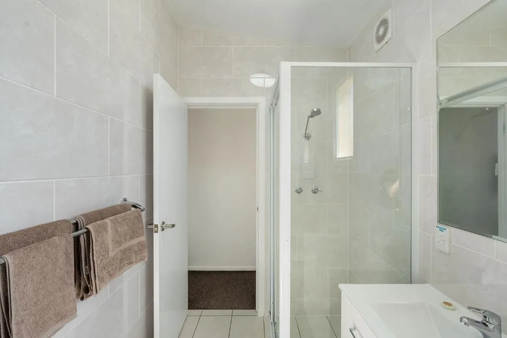 Bathroom in Royal Motel Tenterfield