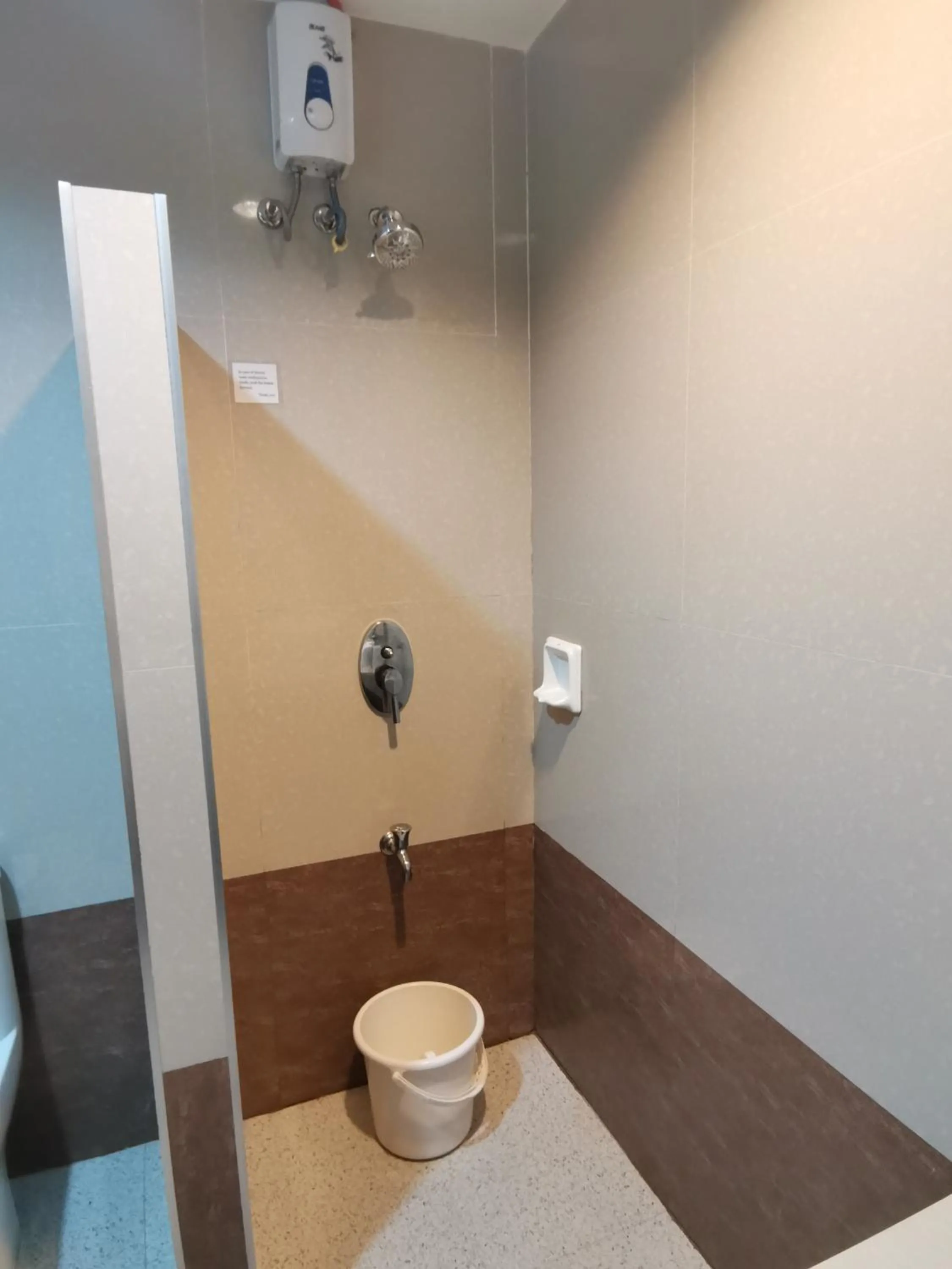 Toilet in Bayview Country Inn El Nido