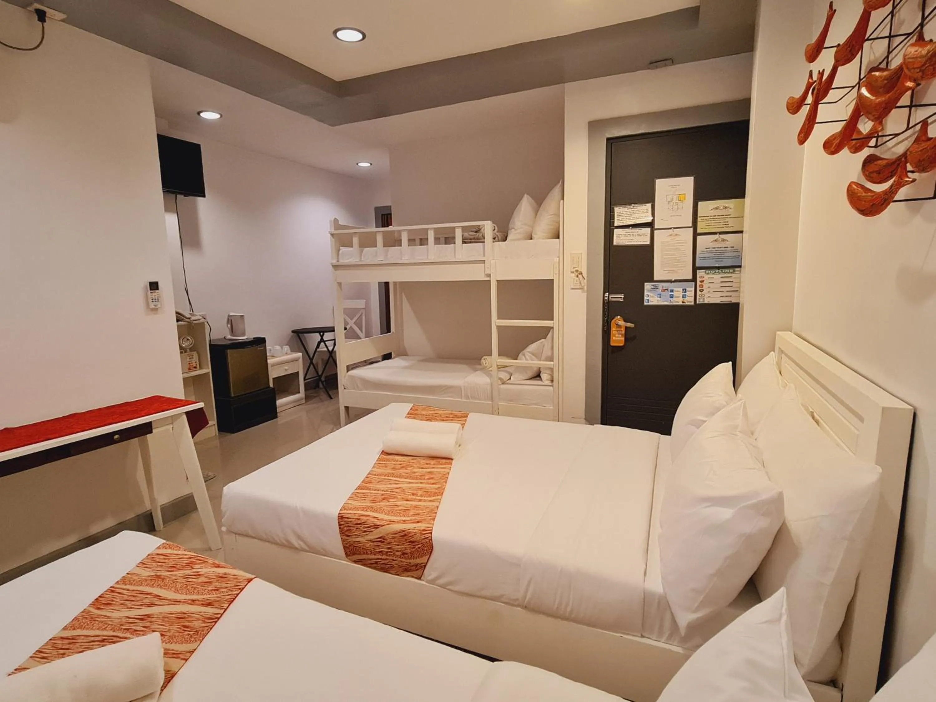 Bed in Bayview Country Inn El Nido