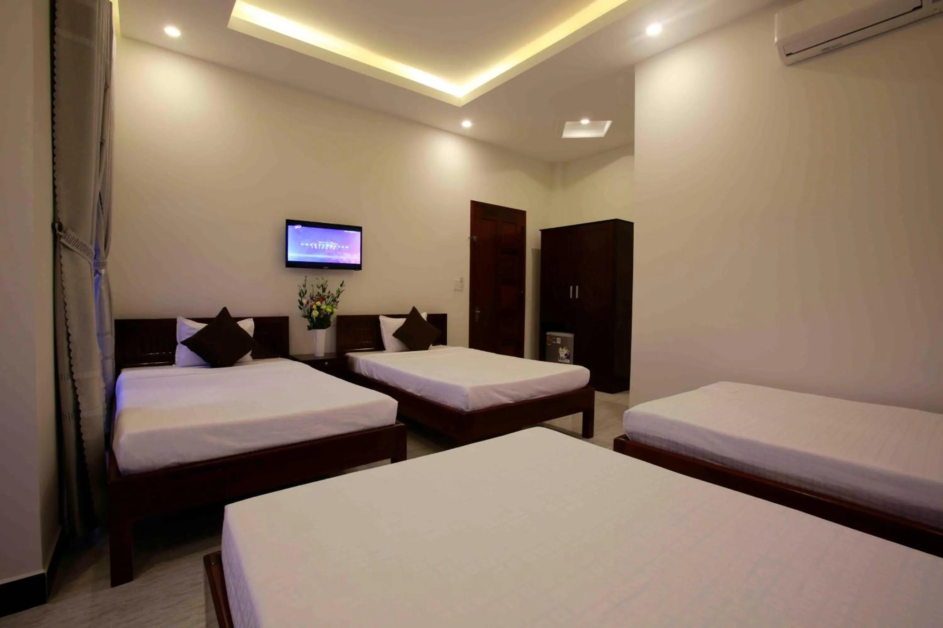 Decorative detail, Bed in Basil Homestay