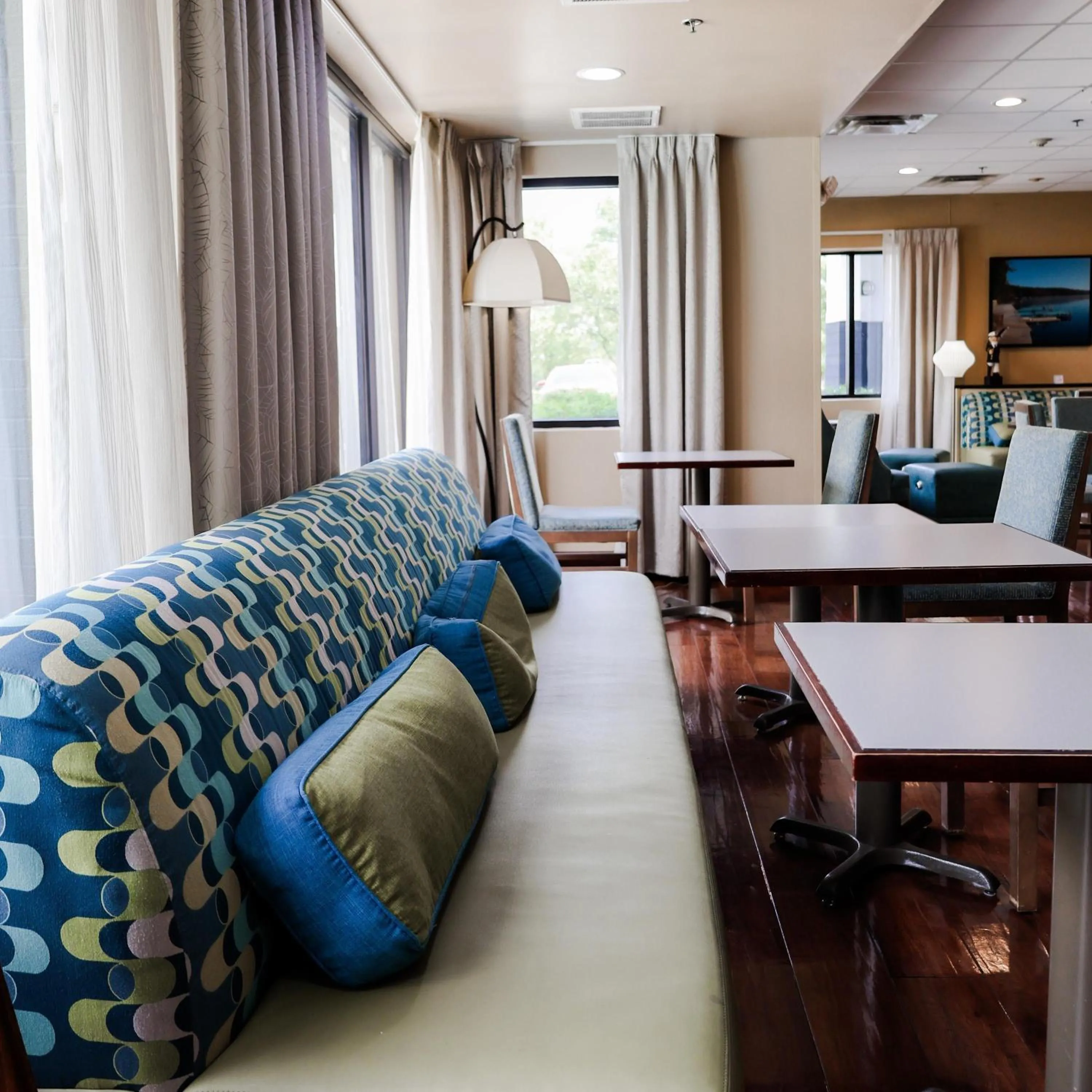 Lobby or reception in Hampton Inn Somerset