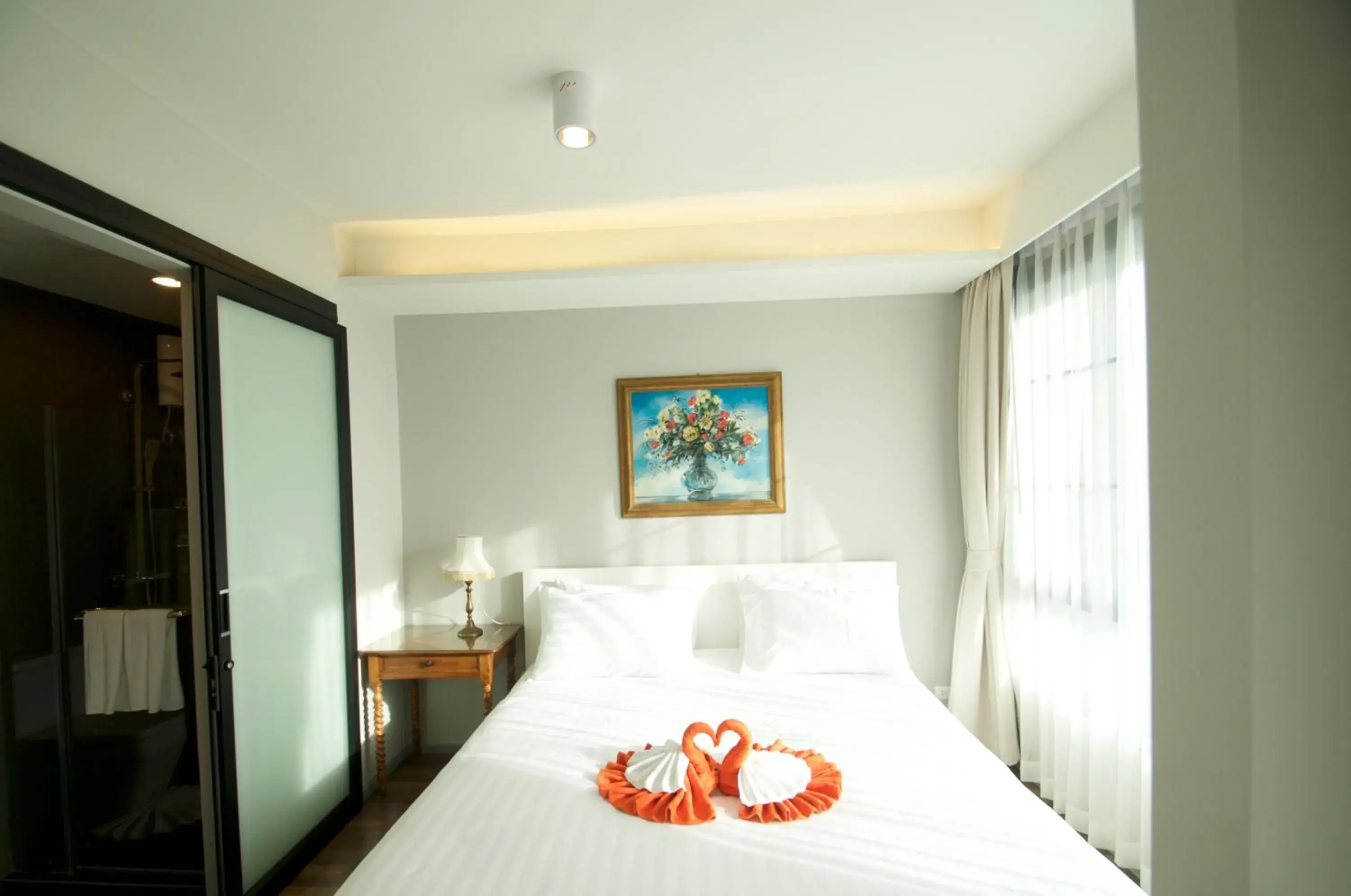 Bedroom, Bed in 6th Avenue Surin Beach - Official Account Bedroom, Bed in 6th Avenue Surin Beach - Official Account