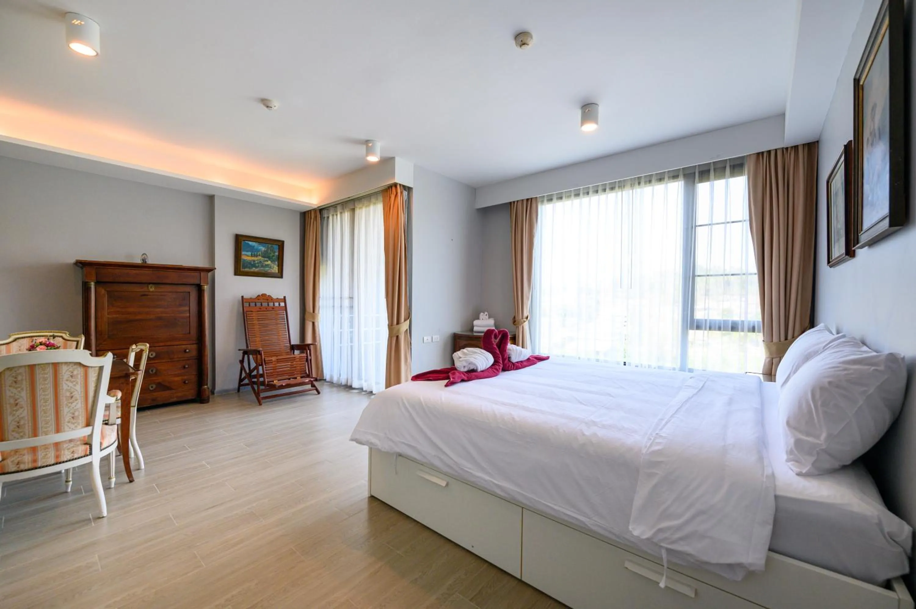 Bedroom, Bed in 6th Avenue Surin Beach - Official Account