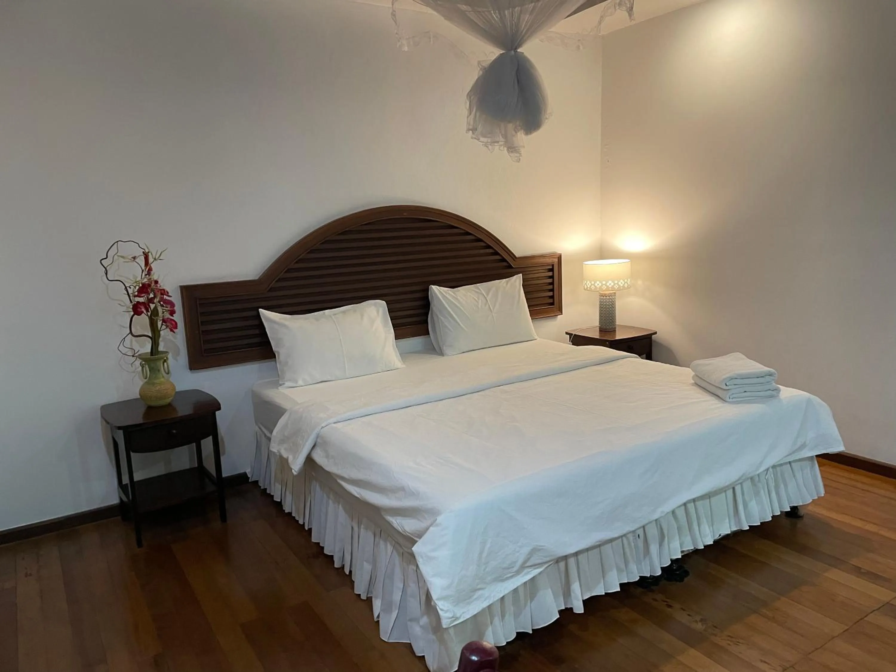 Bed in Nawaporn Place