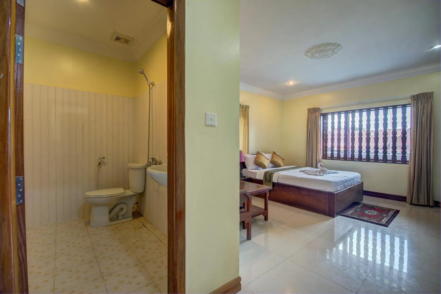 Bathroom, Bed in DV Angkor Villa