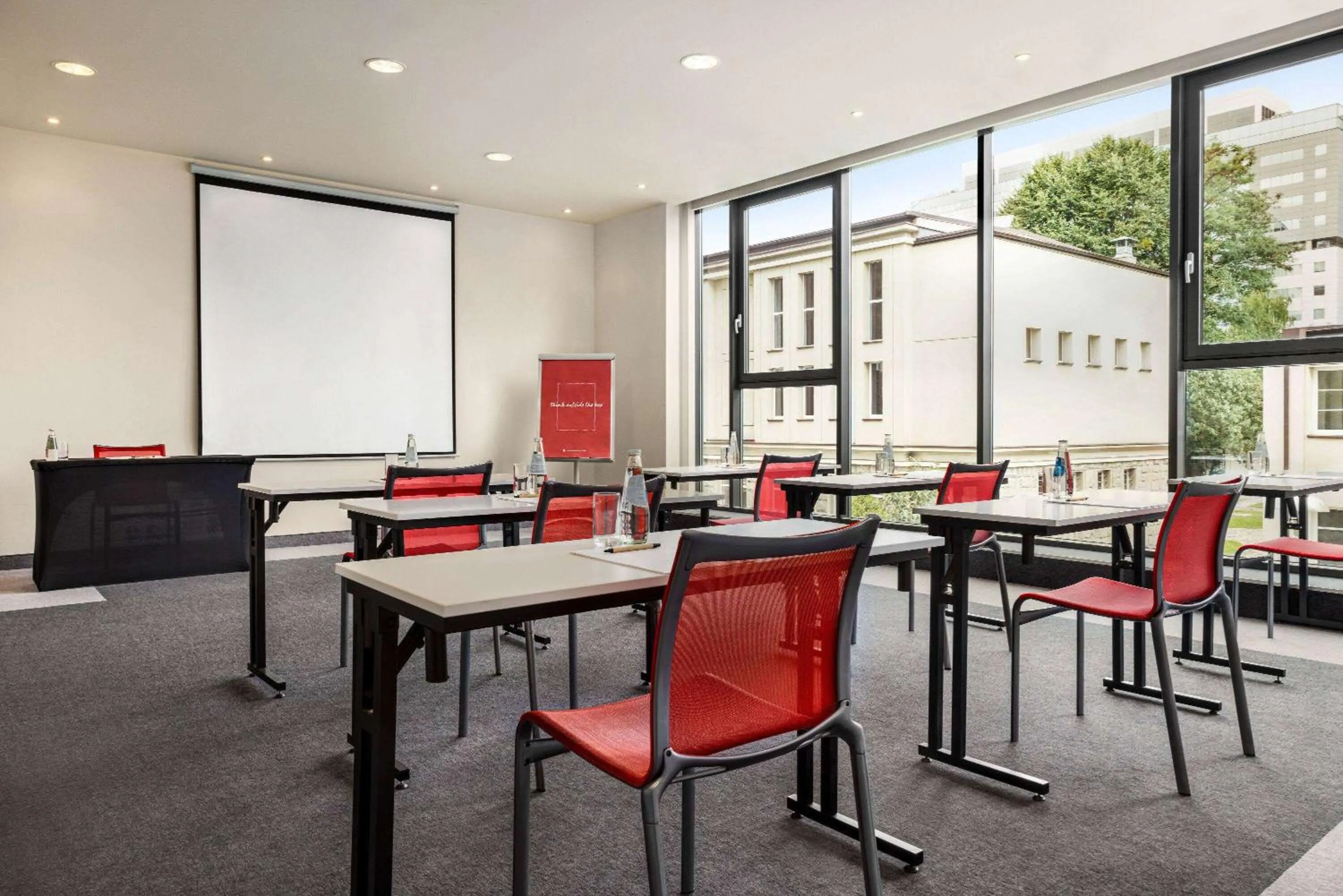 Meeting/conference room in Vienna House Easy by Wyndham Katowice