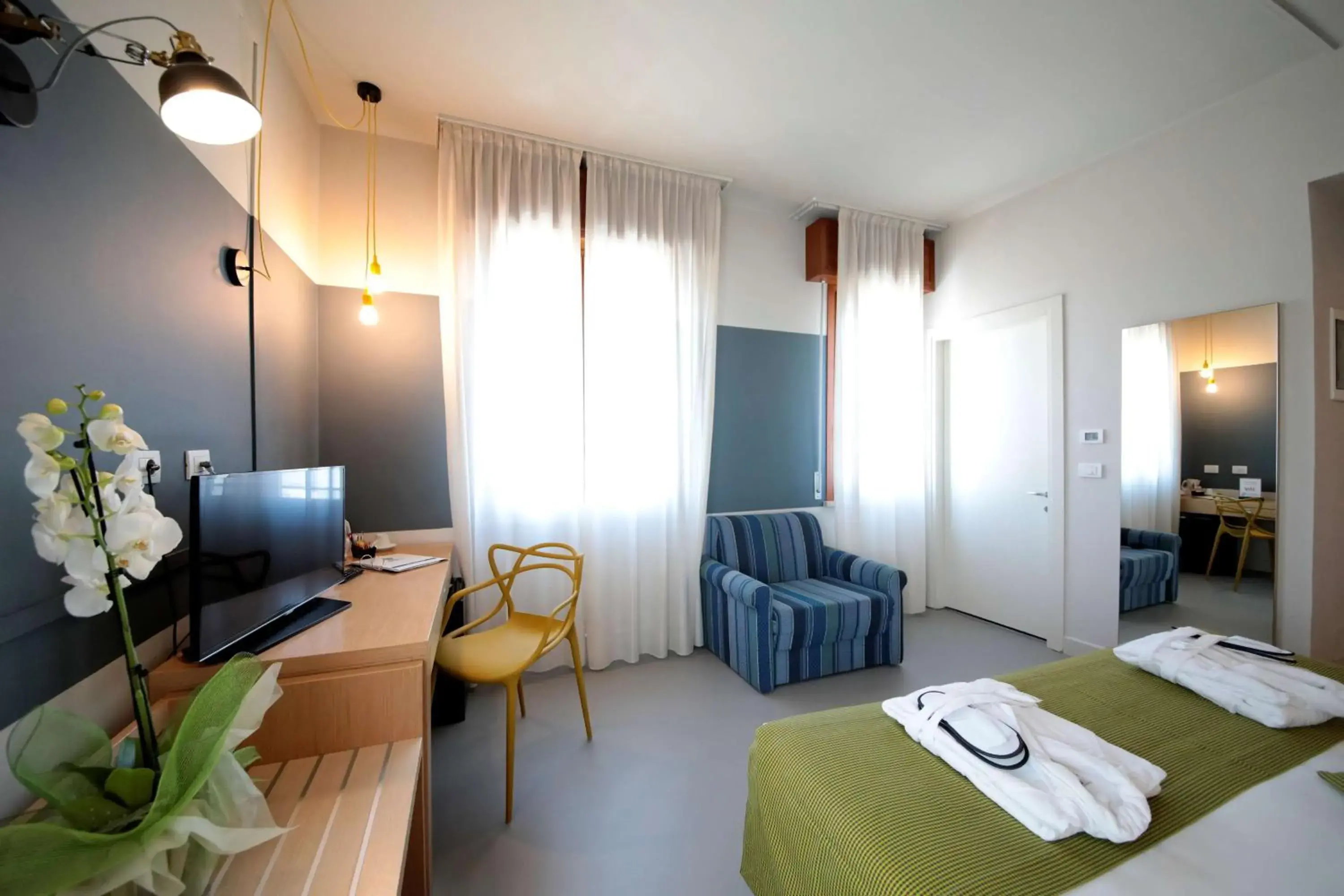 Photo of the whole room, Bed in Best Western Hotel Cristallo Mantova Photo of the whole room, Bed in Best Western Hotel Cristallo Mantova