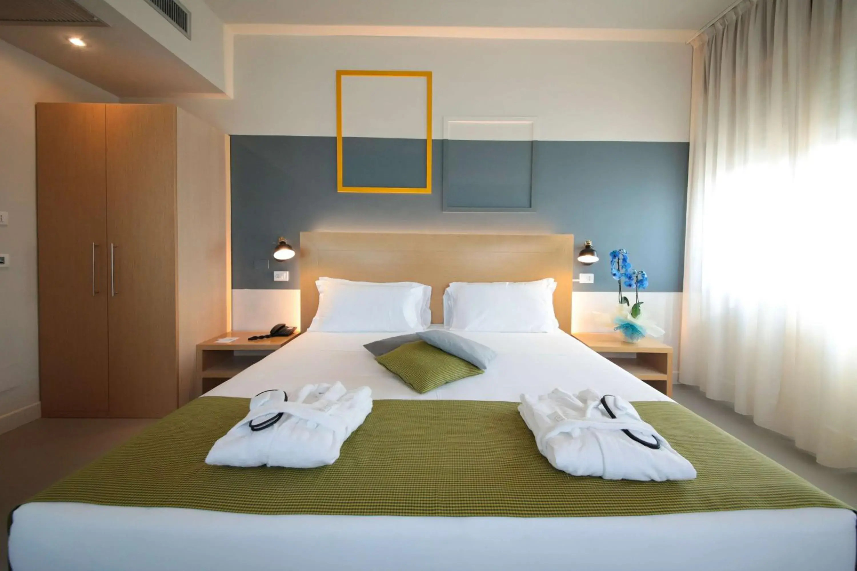 Photo of the whole room, Bed in Best Western Hotel Cristallo Mantova Photo of the whole room, Bed in Best Western Hotel Cristallo Mantova