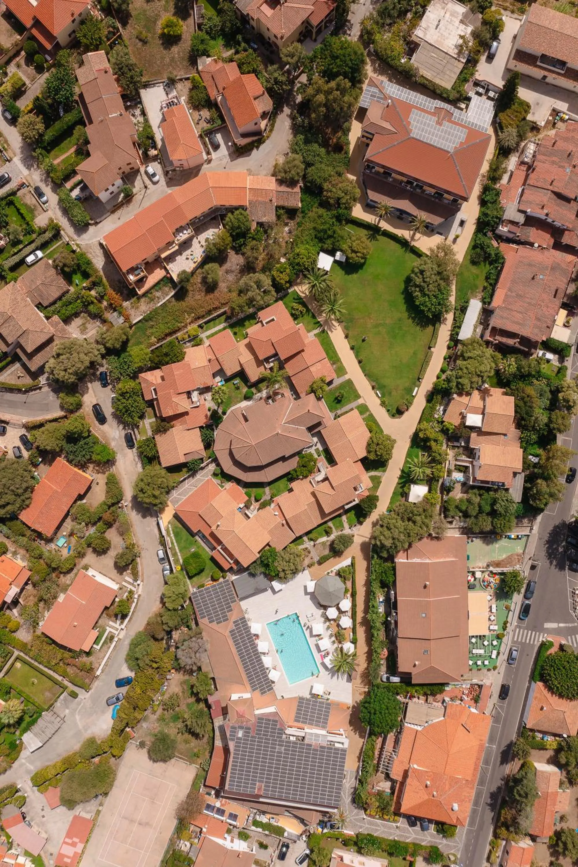 Bird's eye view, Bird's-eye View in Amareclub Le Rose