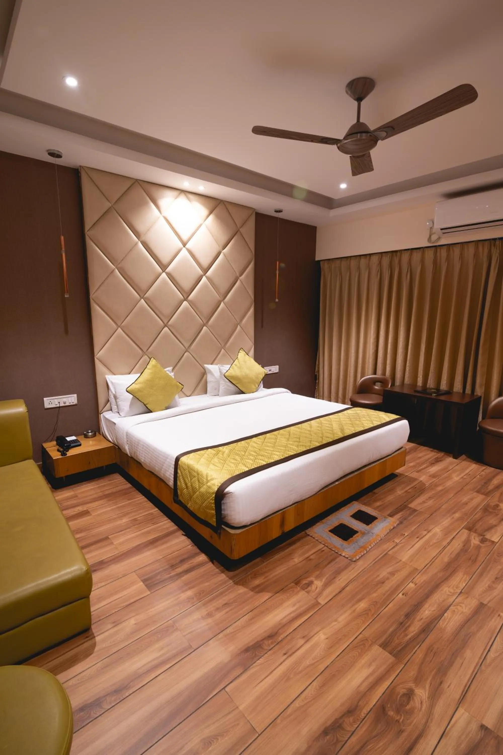 Hotel Central Plaza