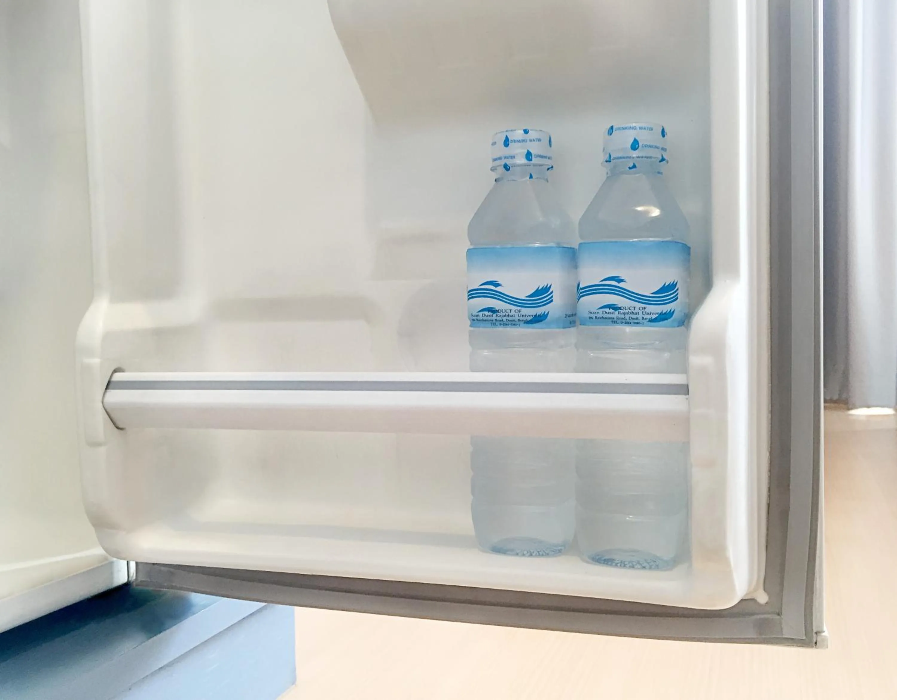 Drinks in 128 room and massage