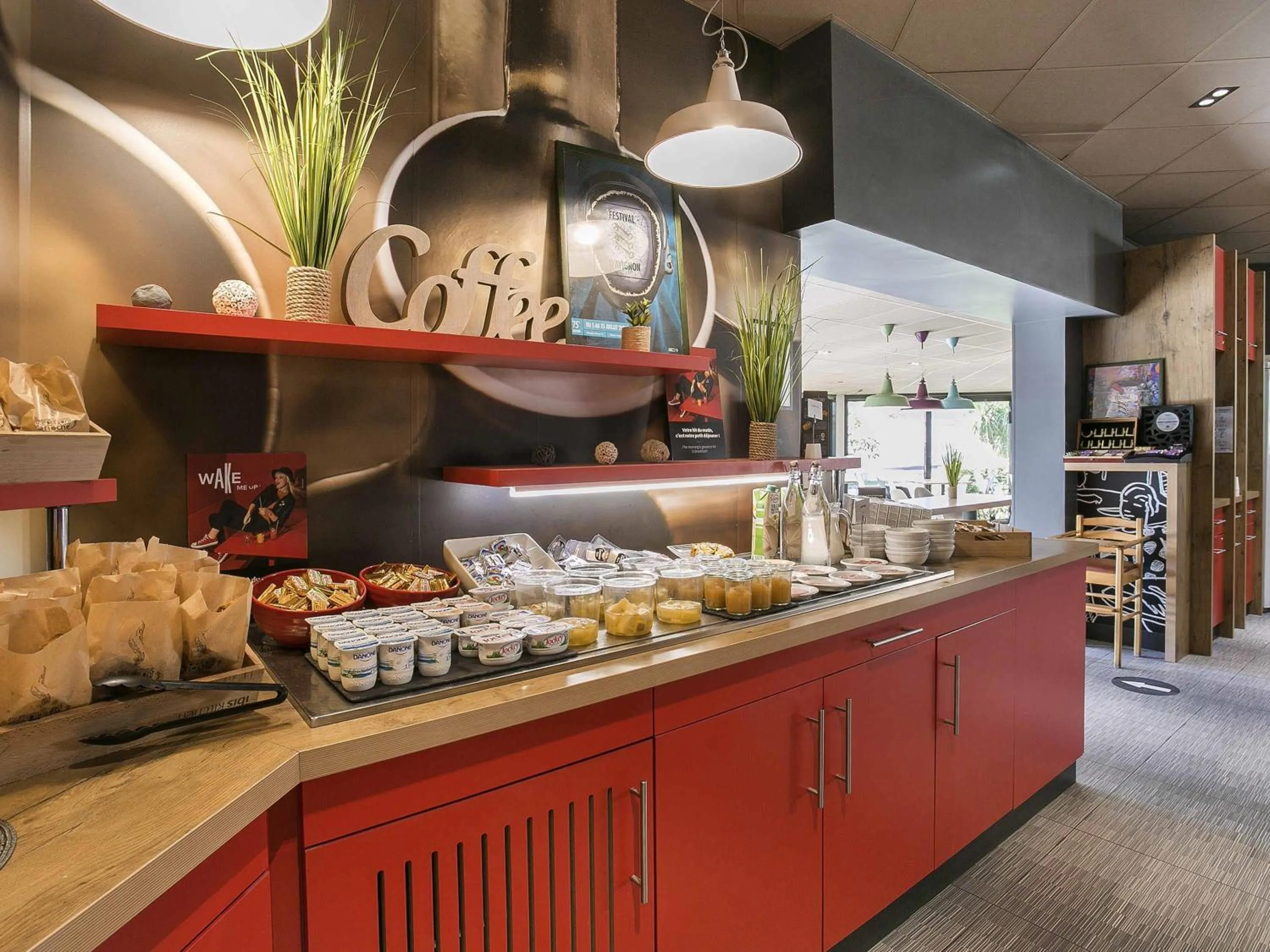 Breakfast in ibis Avignon Sud