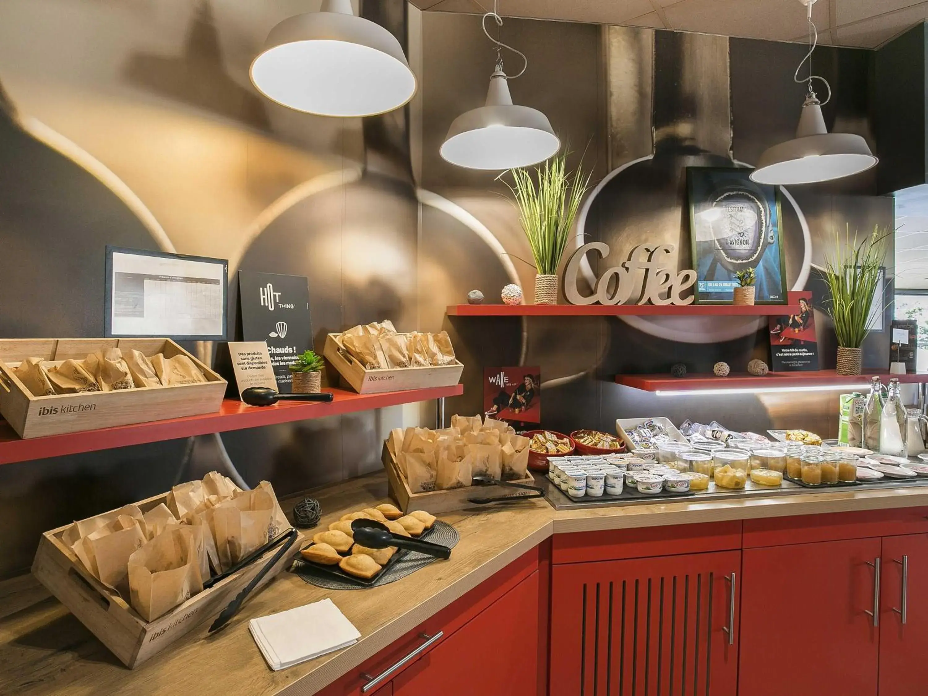 Breakfast in ibis Avignon Sud Breakfast in ibis Avignon Sud