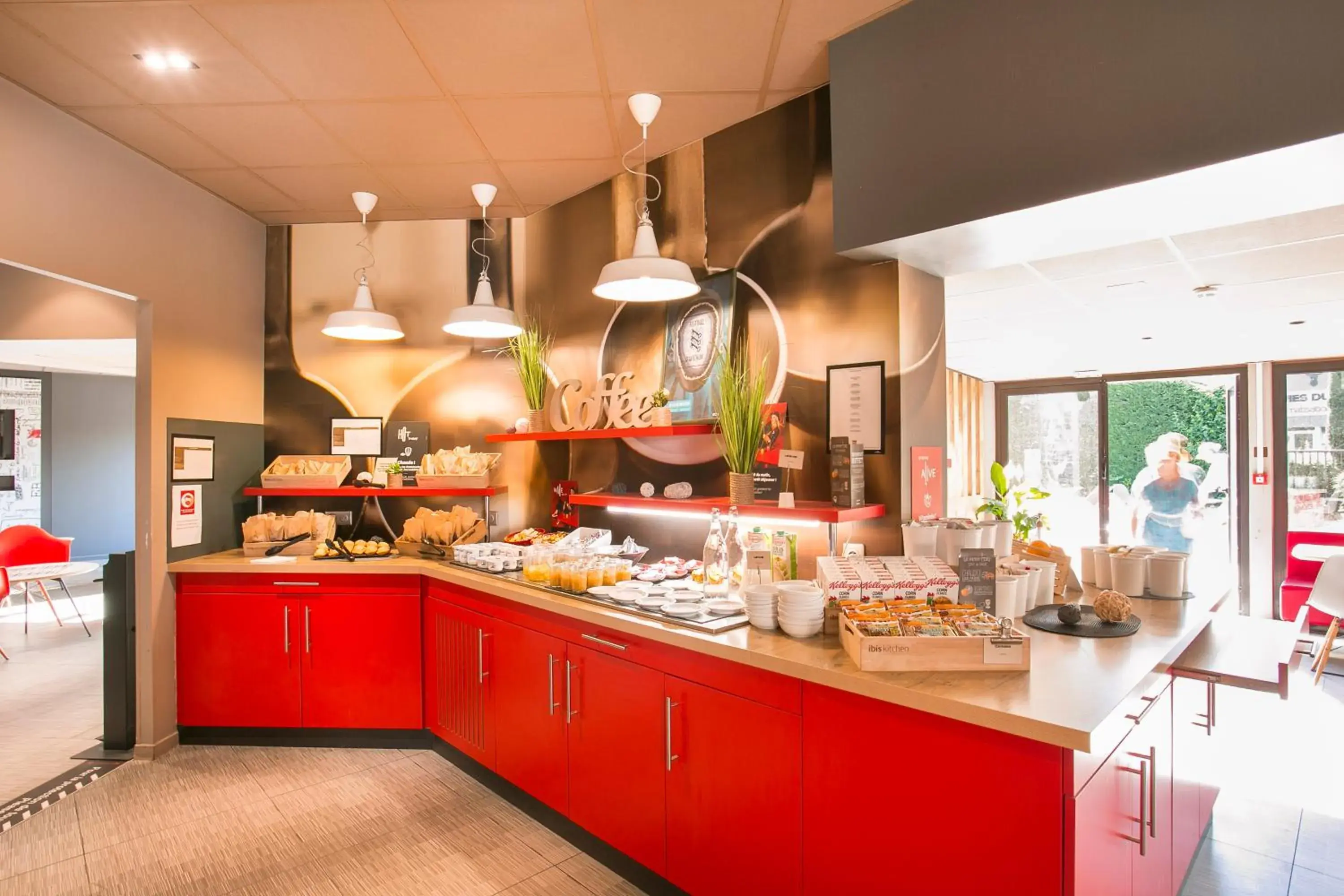 Buffet breakfast in ibis Avignon Sud Buffet breakfast in ibis Avignon Sud