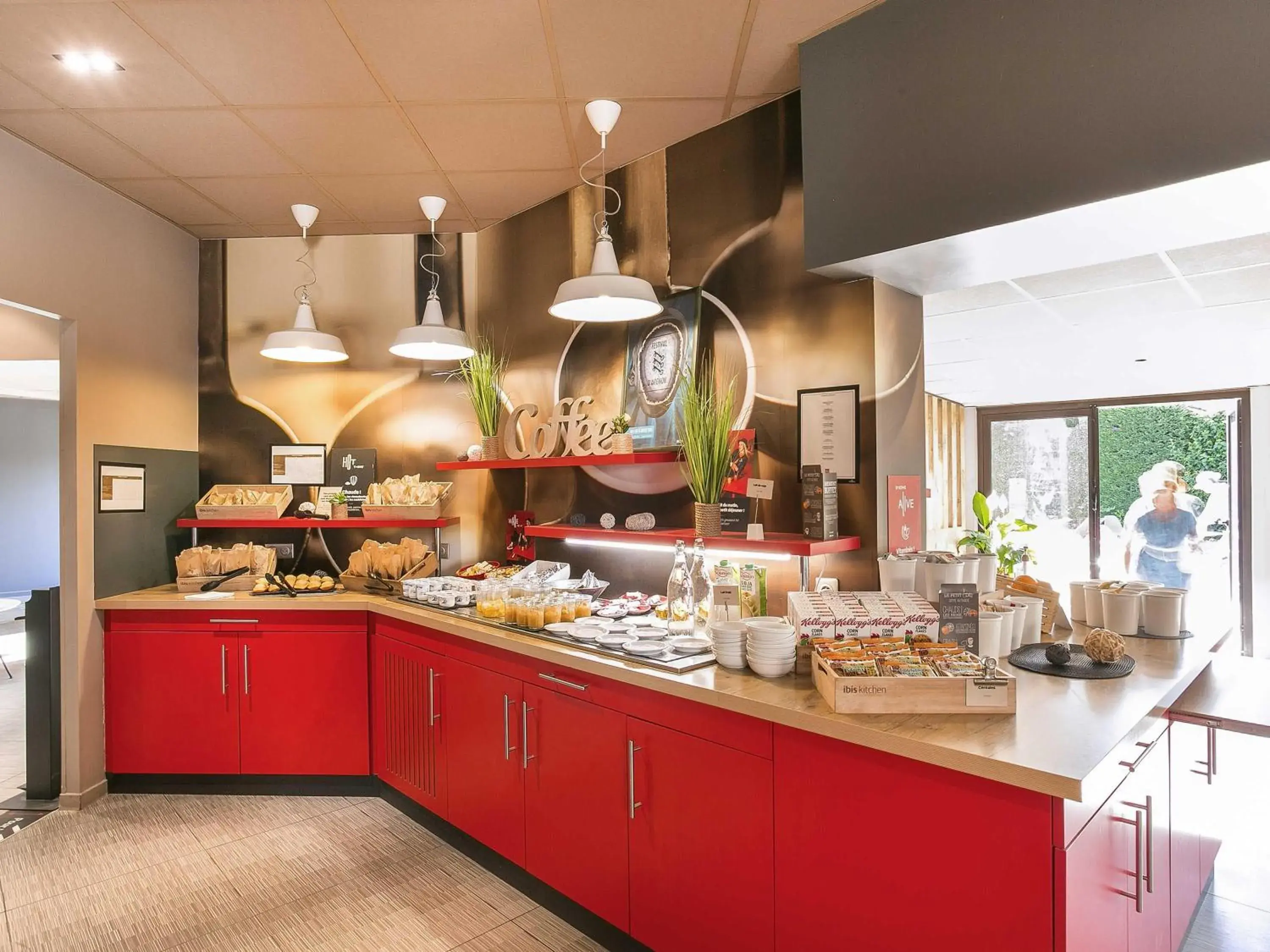 Breakfast in ibis Avignon Sud Breakfast in ibis Avignon Sud