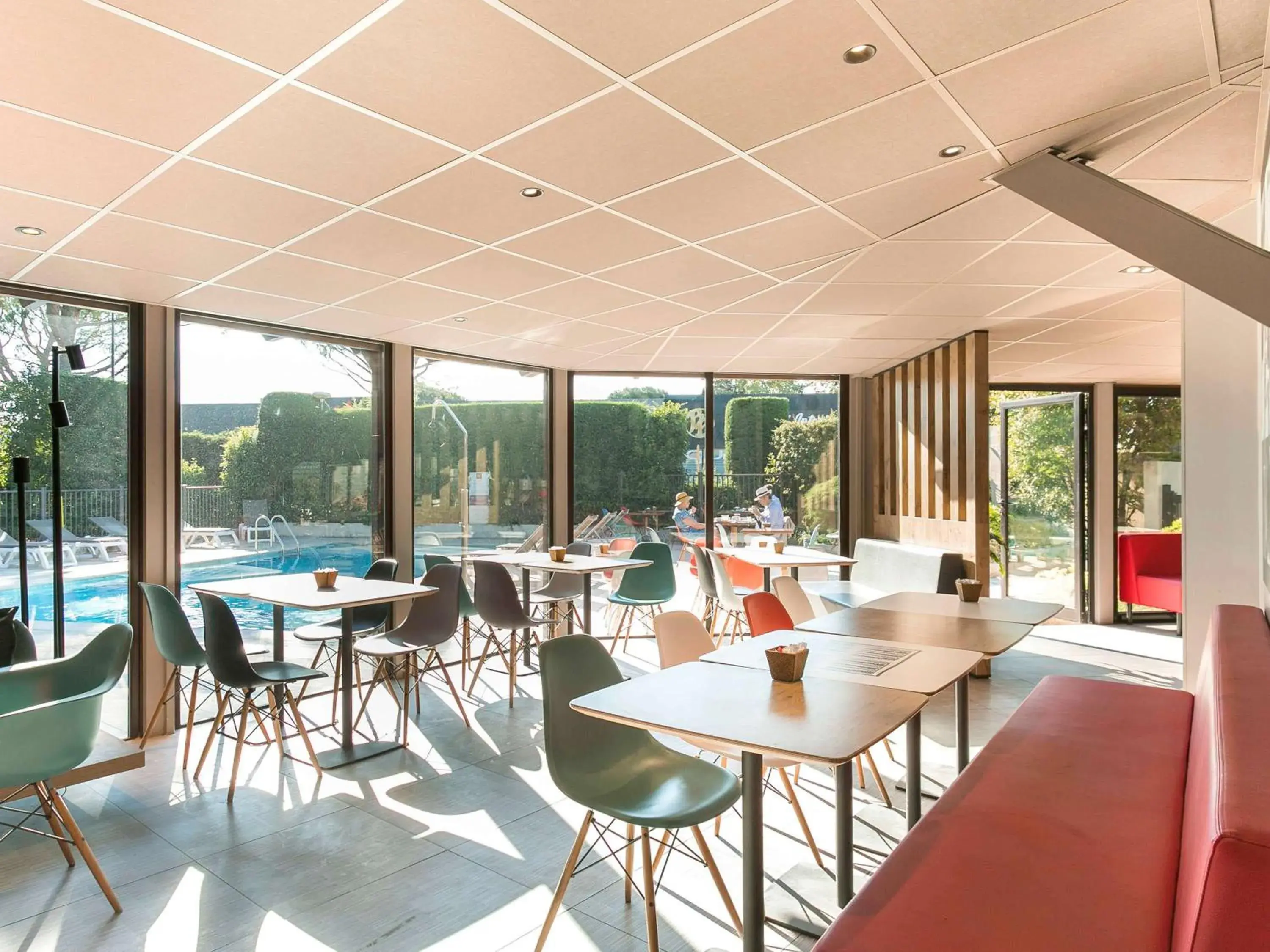 Property building in ibis Avignon Sud Property building in ibis Avignon Sud