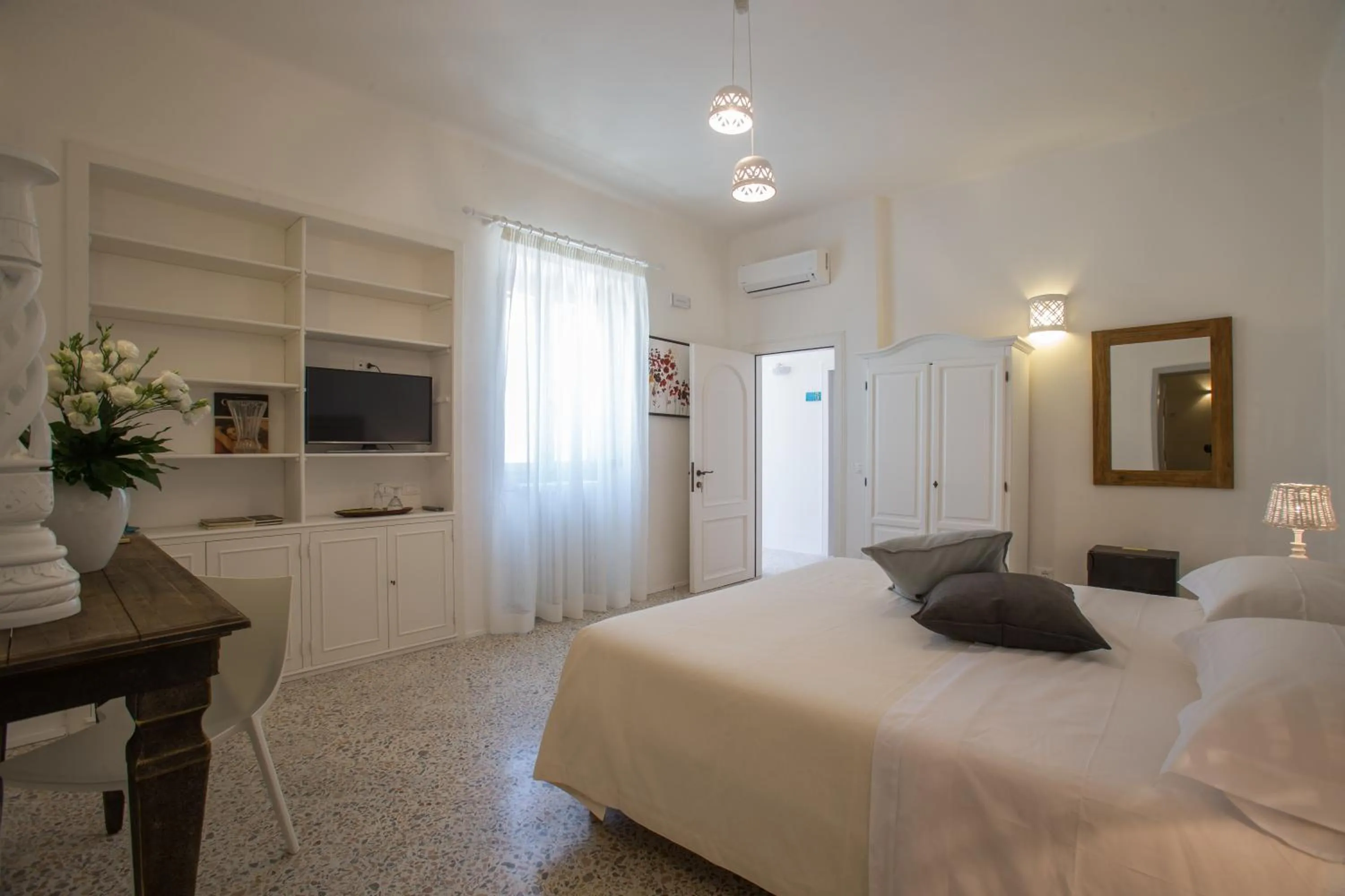 Photo of the whole room, Bed in Li Pappi Antico Casale