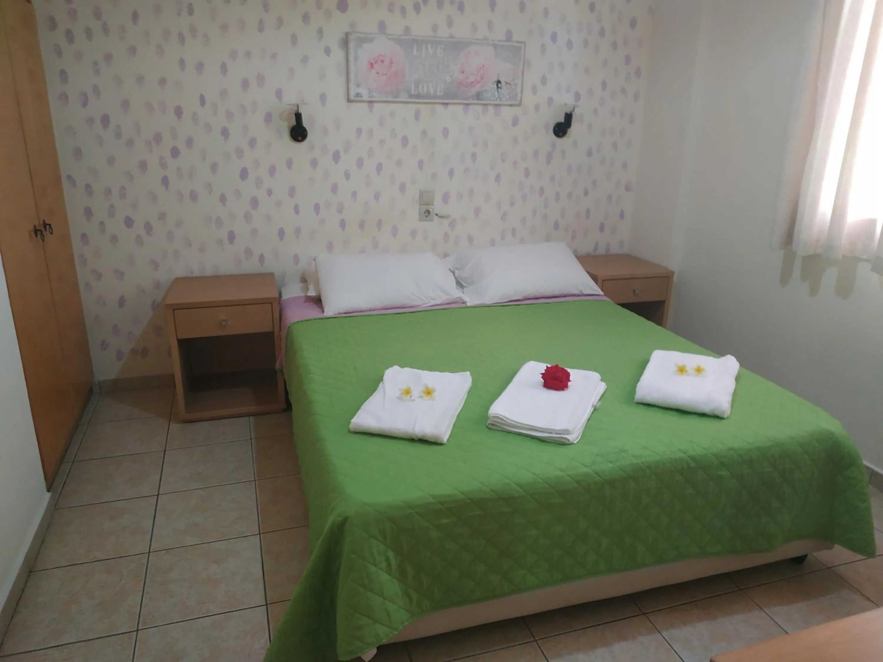 Bedroom, Bed in Lia Sofia Apartments