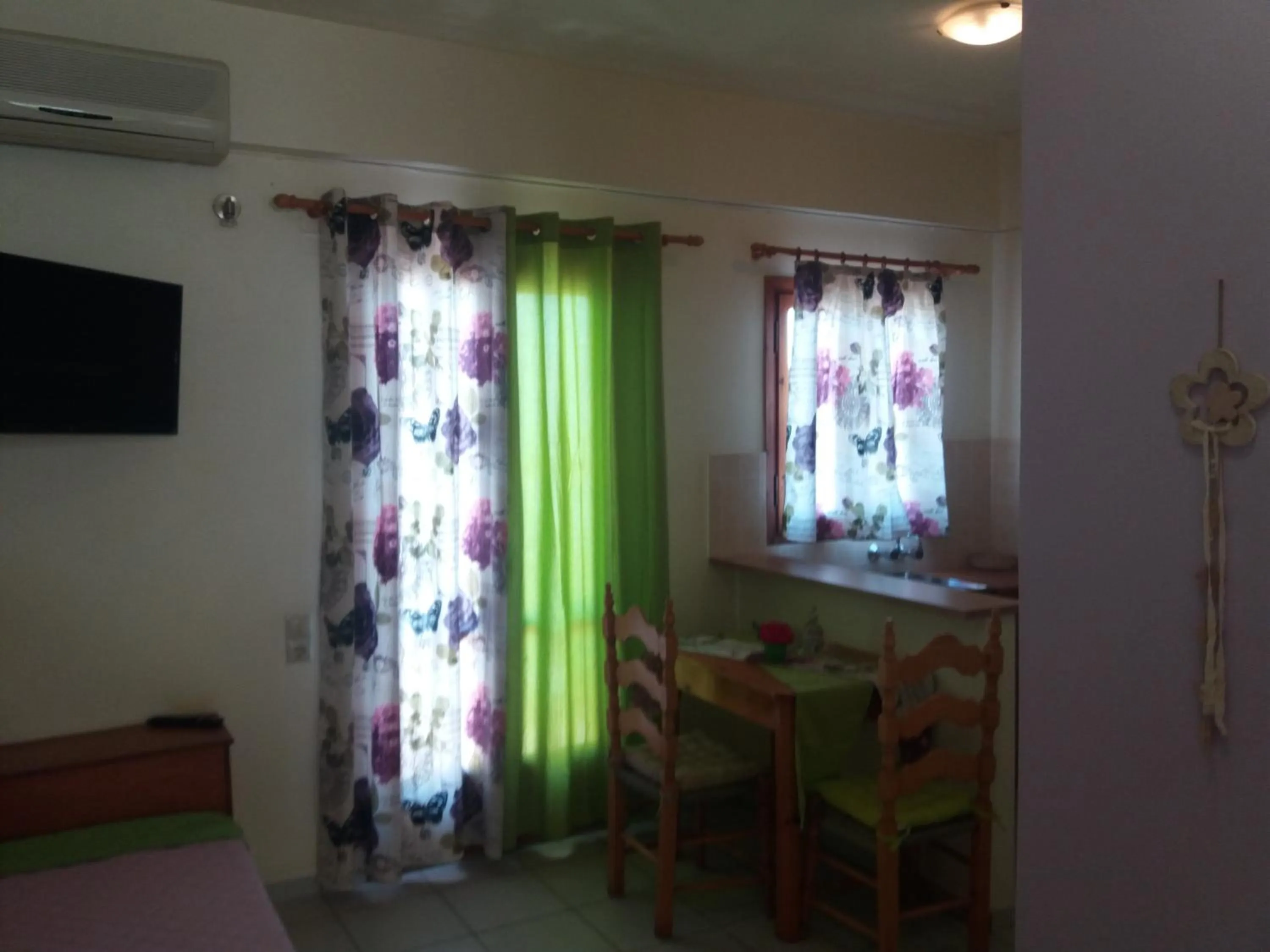 Lia Sofia Apartments