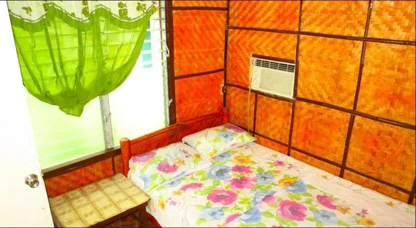 Double Room in Anilao Scuba Dive Center (ASDC) Double Room in Anilao Scuba Dive Center (ASDC)