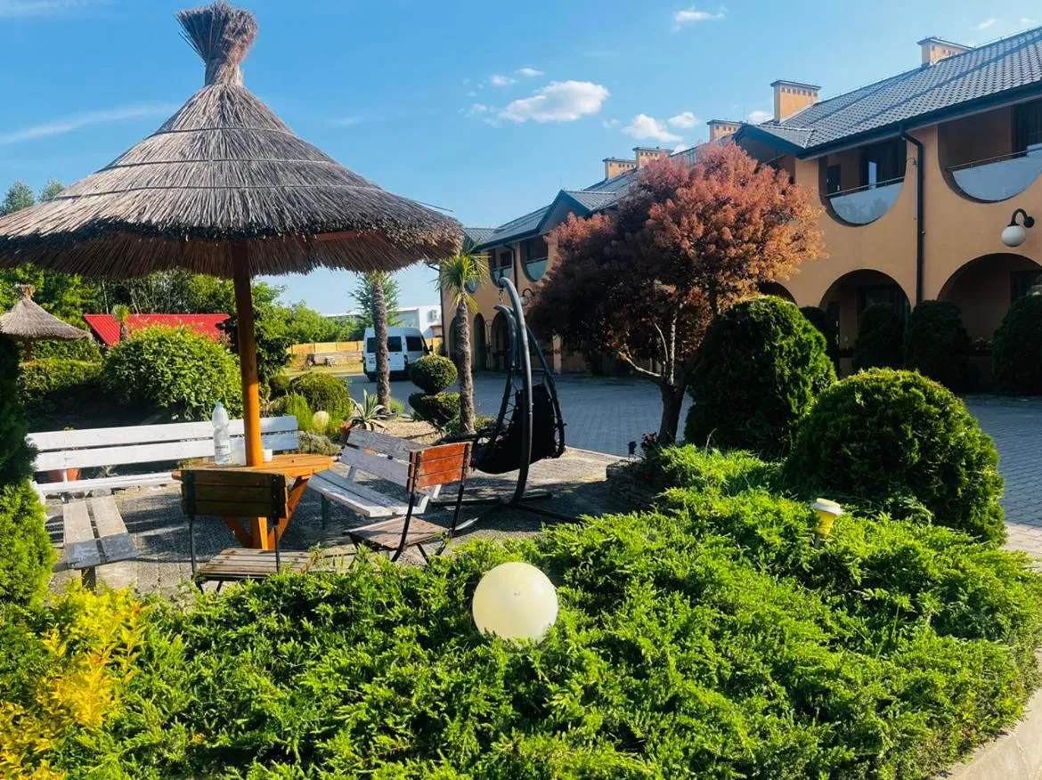 Property building in Hotel U Grubego