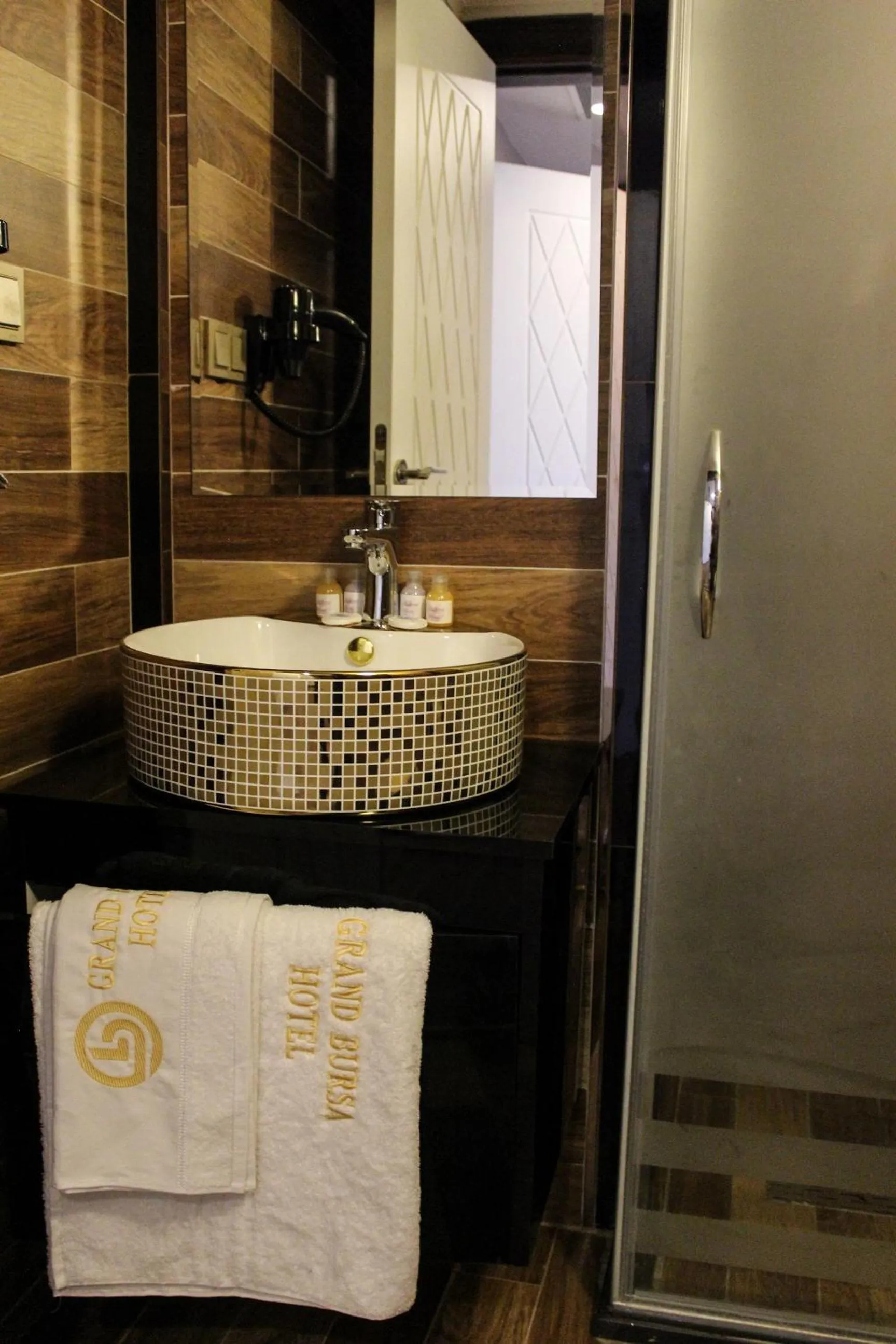 Bathroom in Grand Bursa Hotel