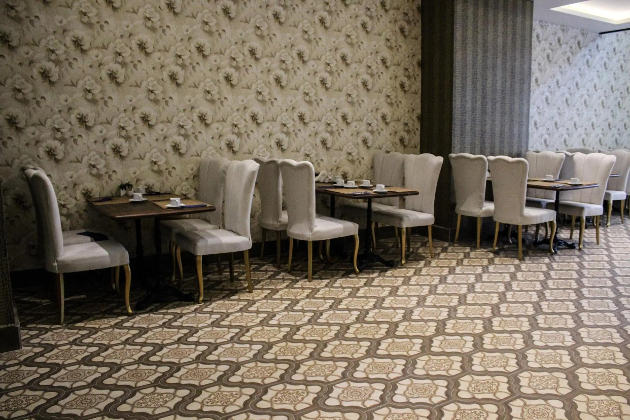 Restaurant/places to eat in Grand Bursa Hotel