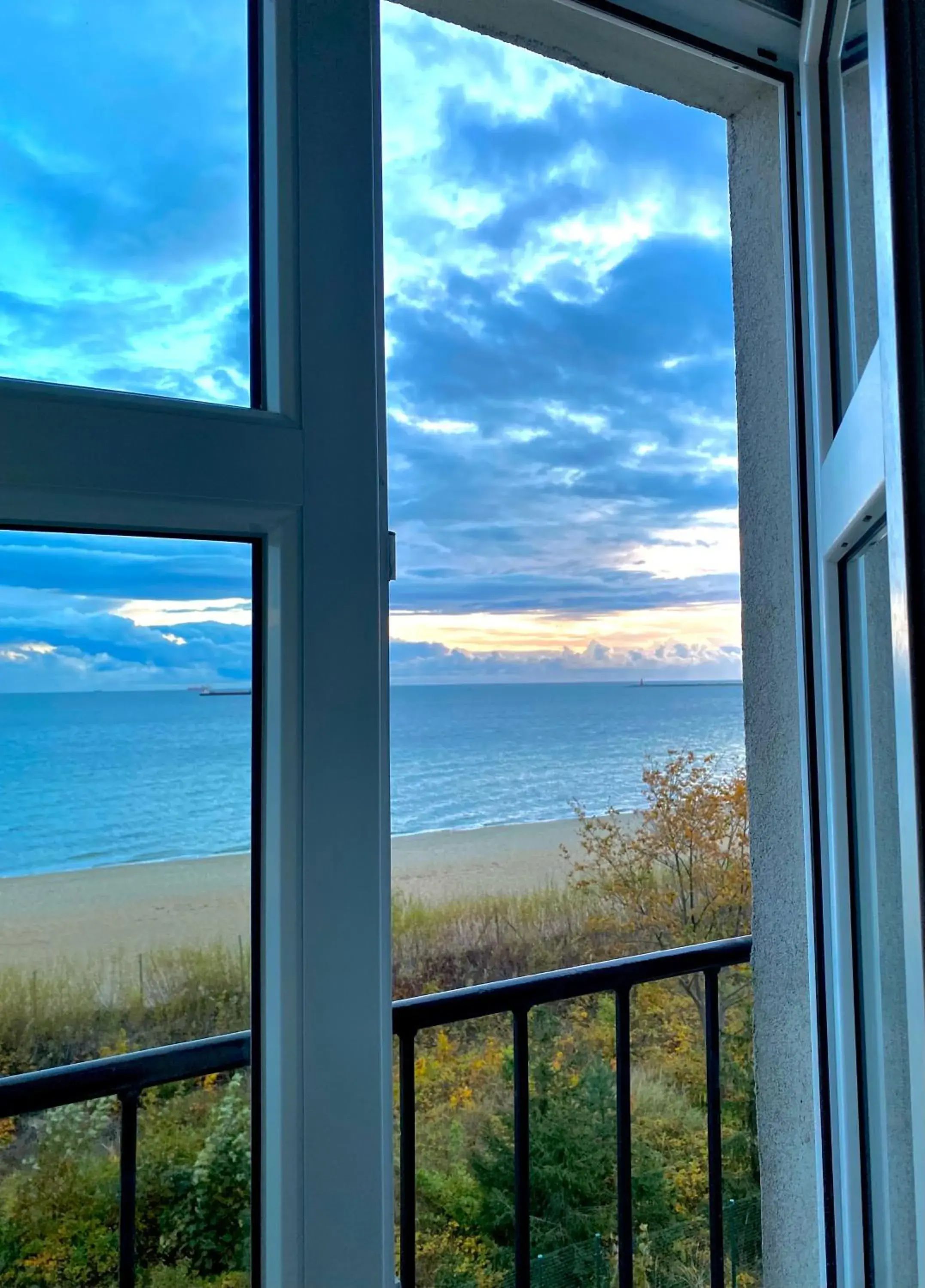 Twin Room with Side Sea View in Hotel Lival Twin Room with Side Sea View in Hotel Lival