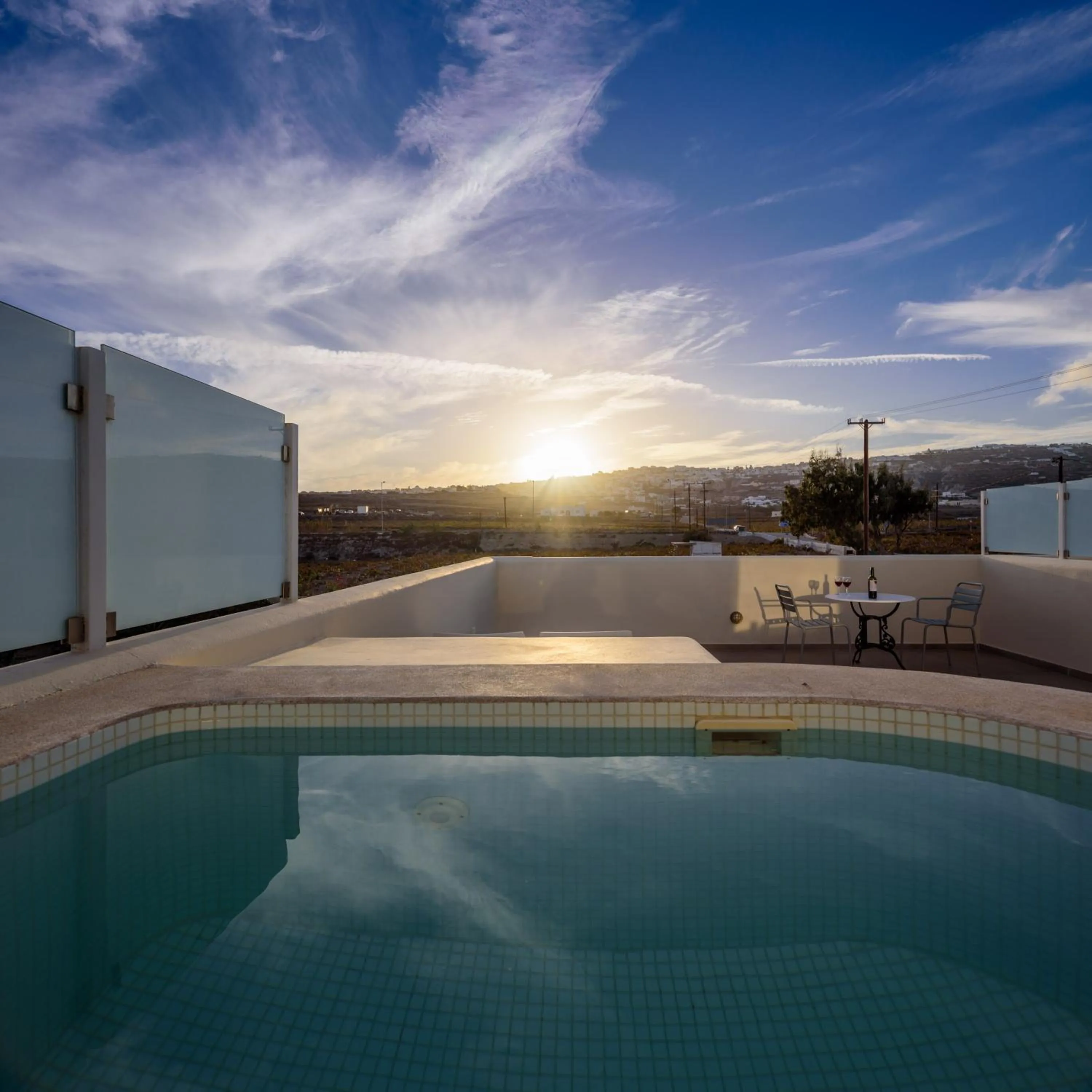 Hot Tub in Aliter Suites