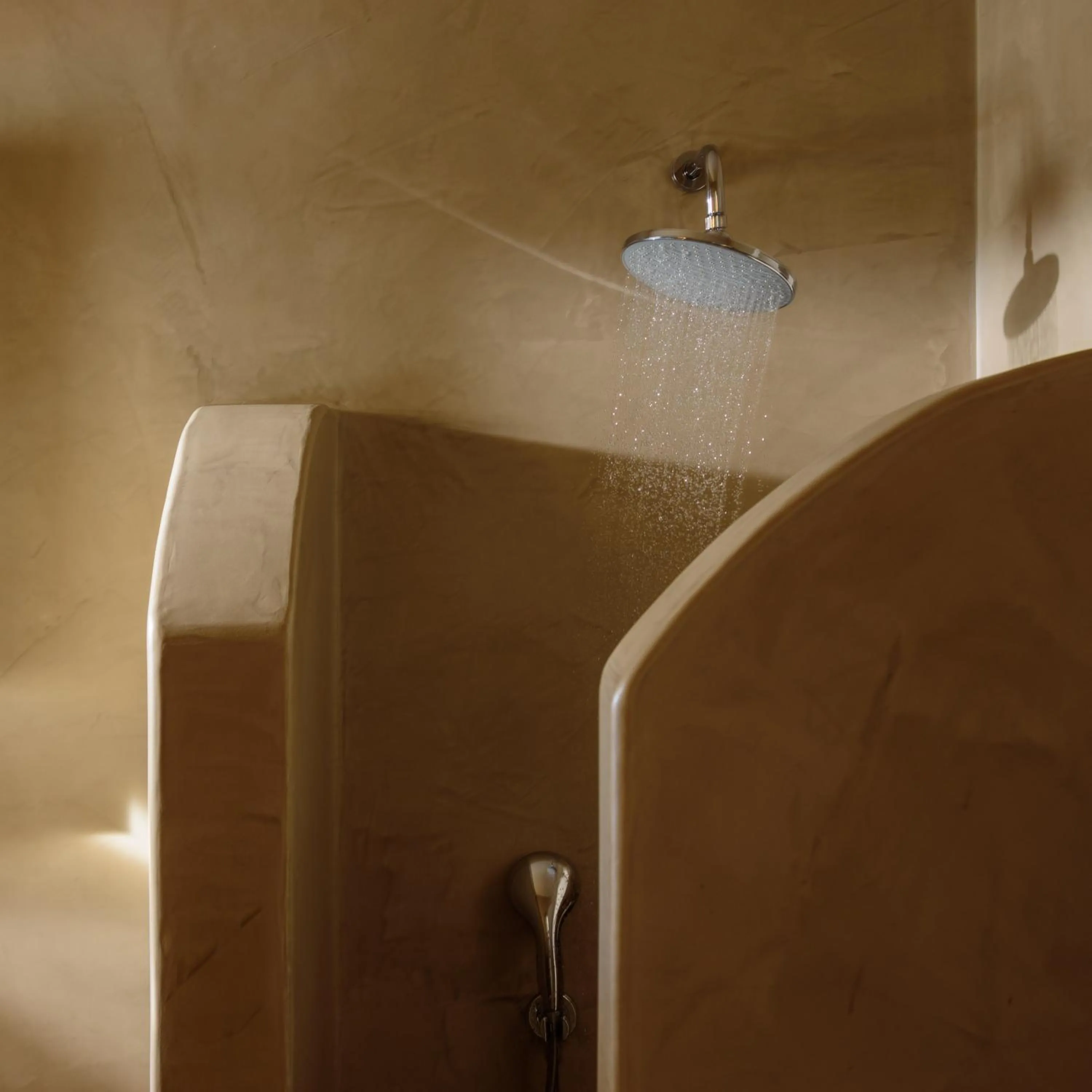 Bathroom in Aliter Suites