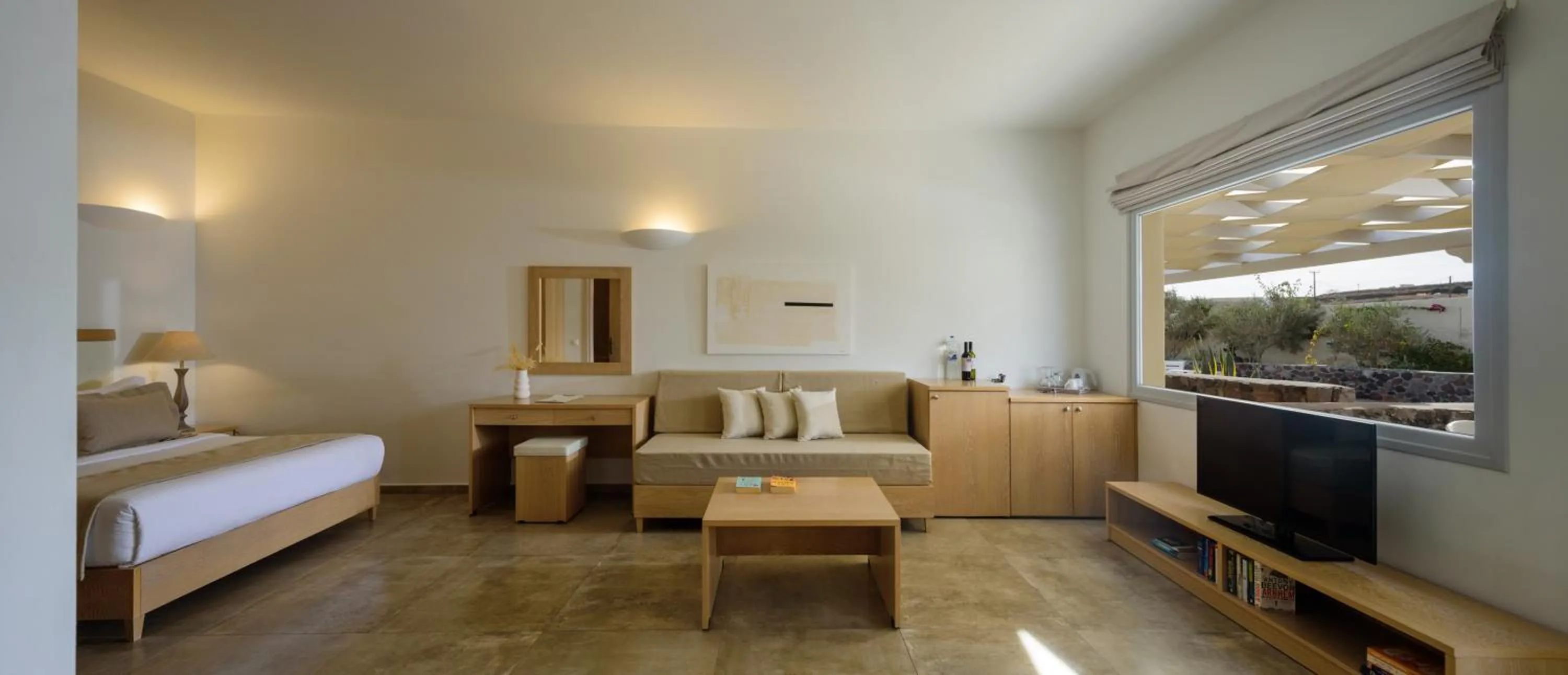 Bed in Aliter Suites