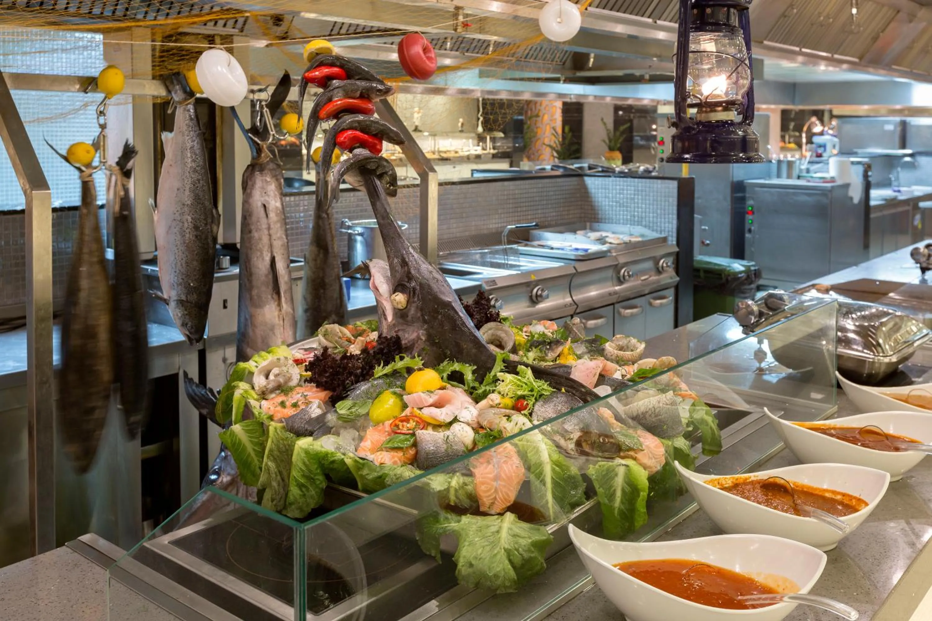 Restaurant/places to eat in Royal Seginus