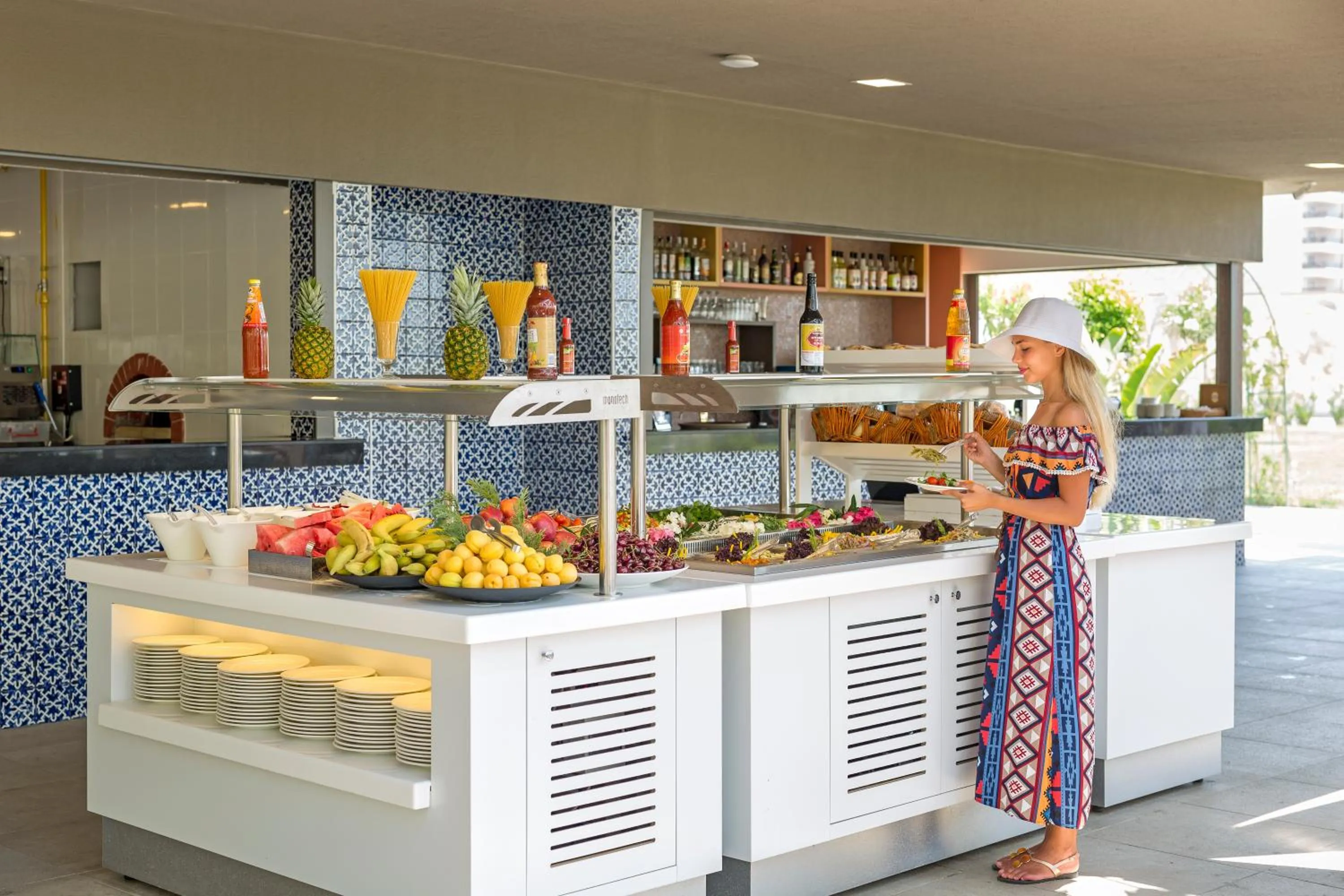 Restaurant/places to eat in Royal Seginus