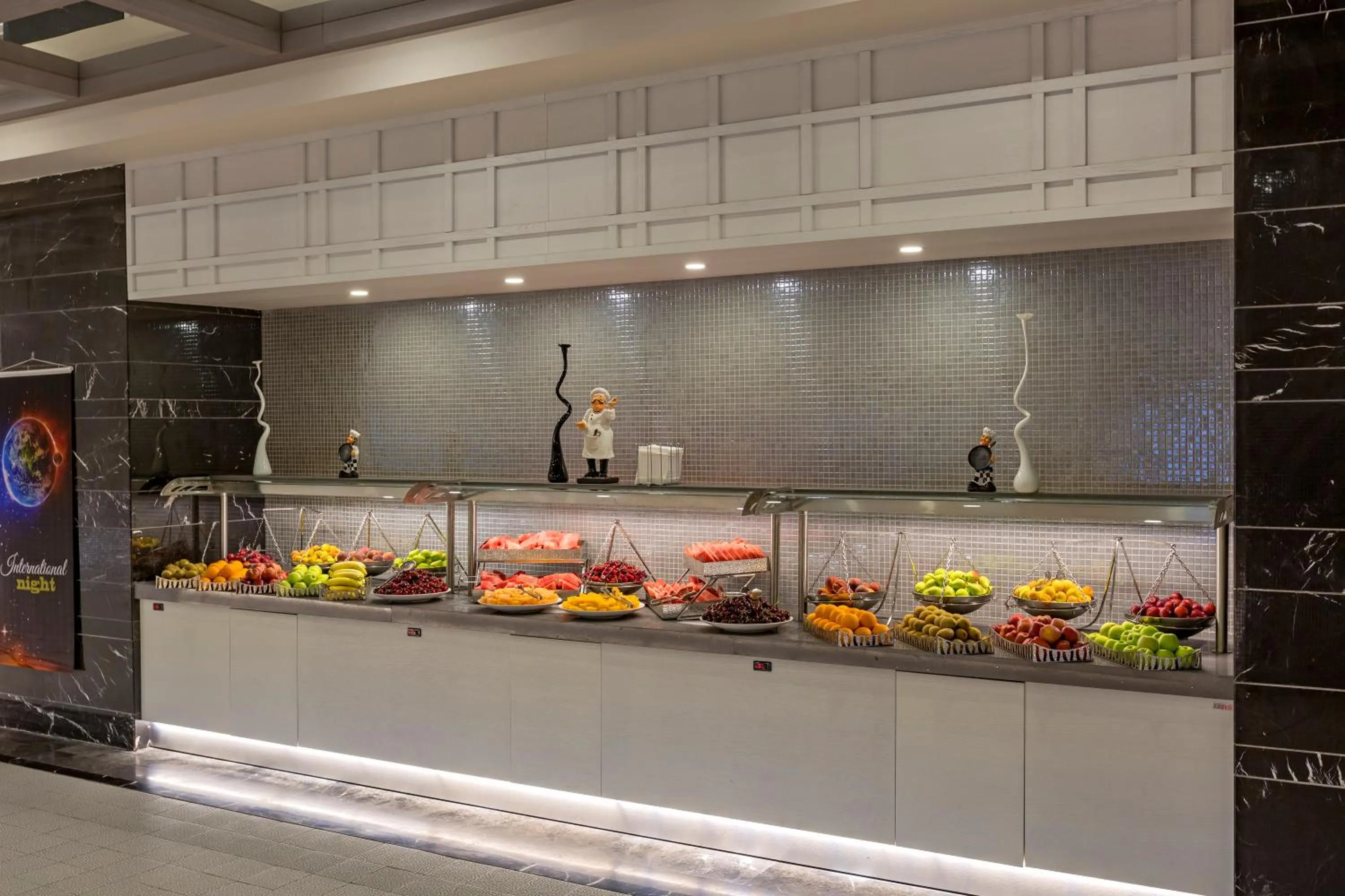 Food and drinks in Royal Seginus