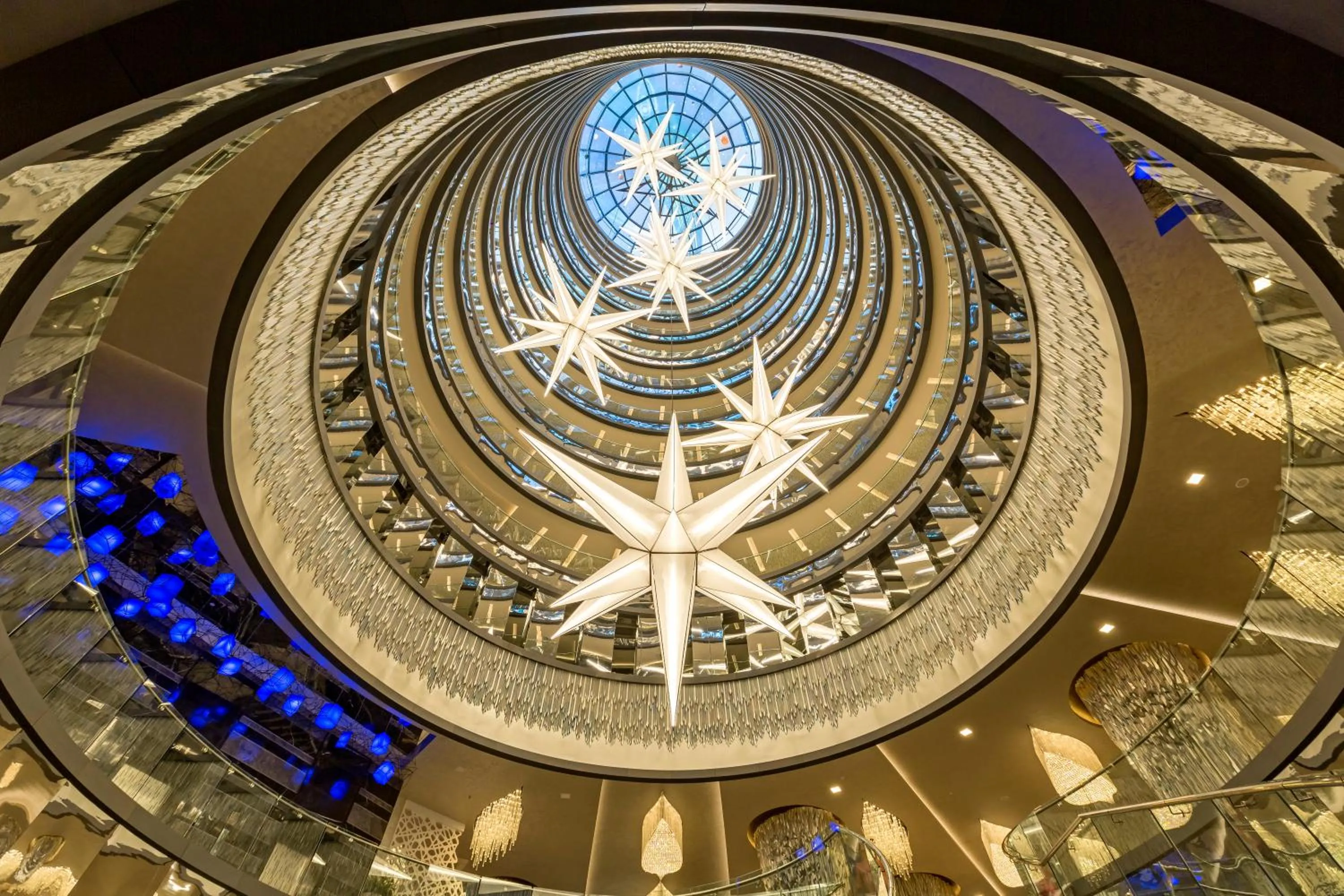 Area and facilities in Royal Seginus