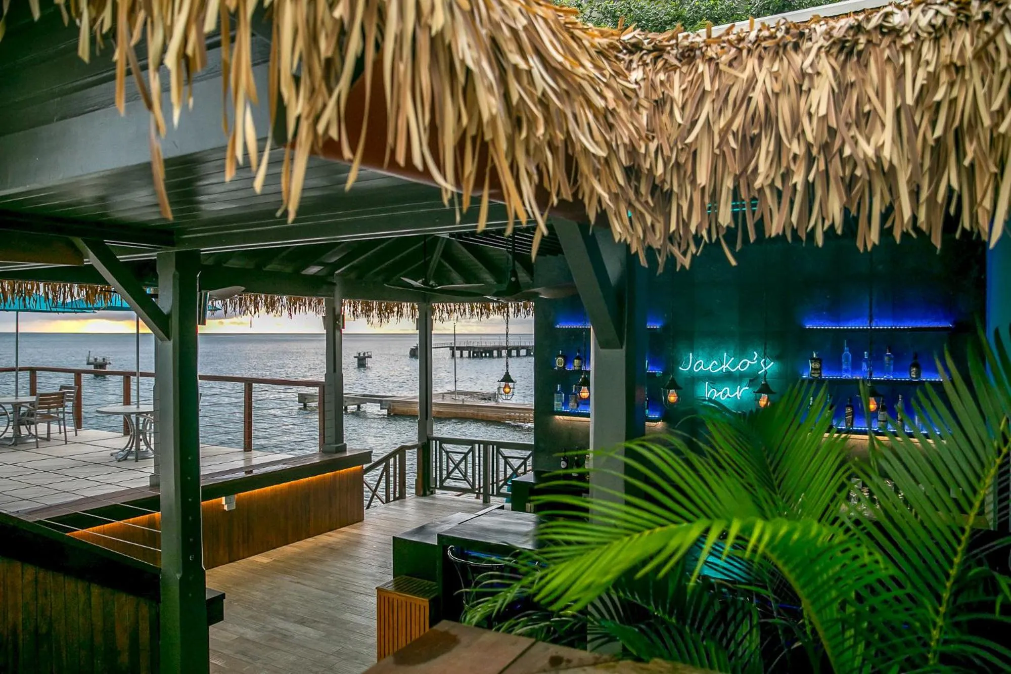 Lounge or bar in Fort Young Hotel