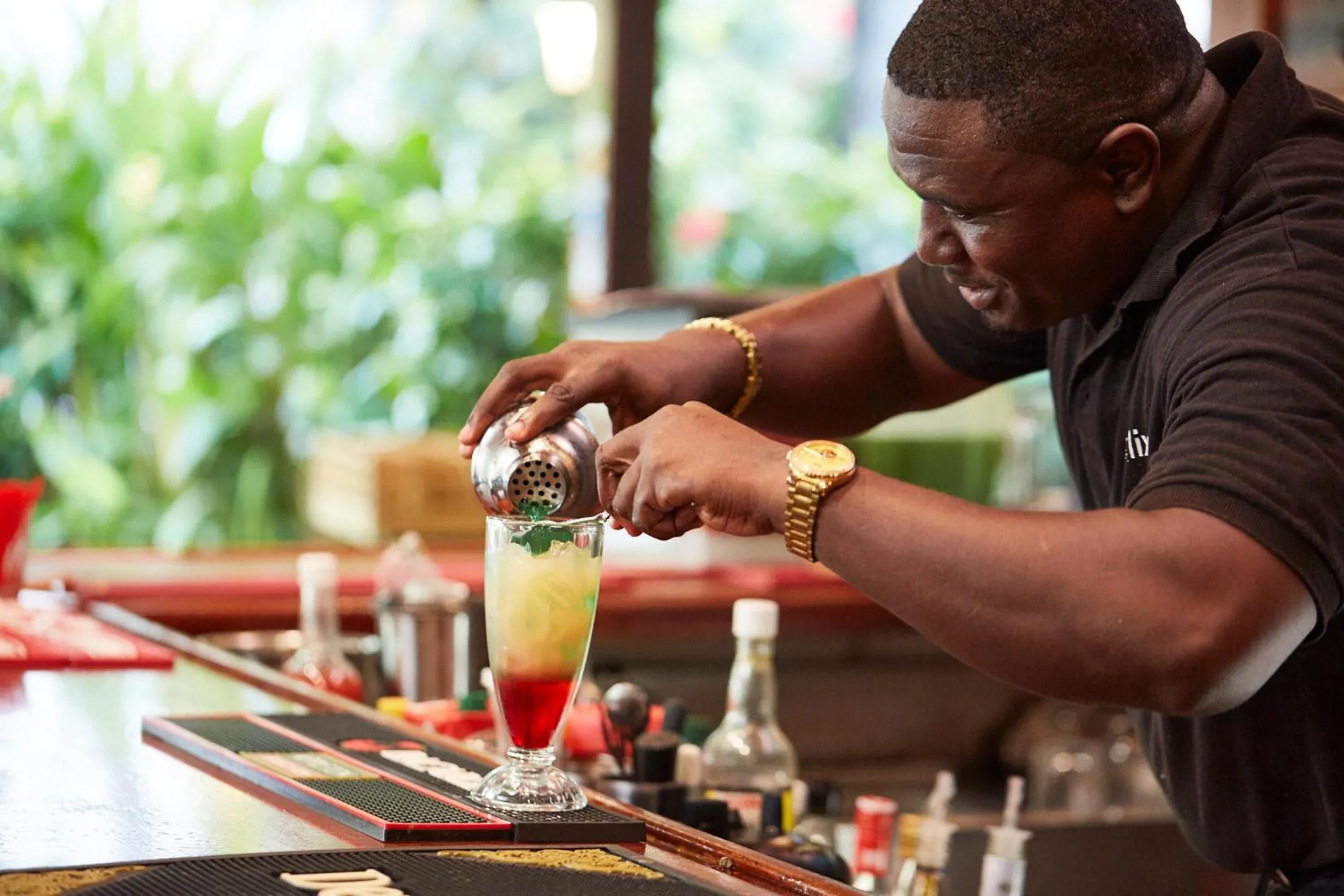 Drinks in Fort Young Hotel