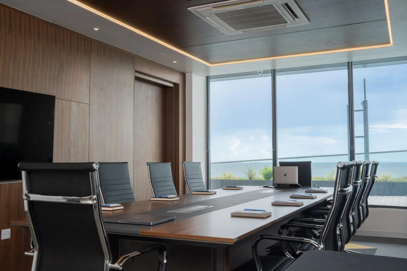 Meeting/conference room in Fort Young Hotel